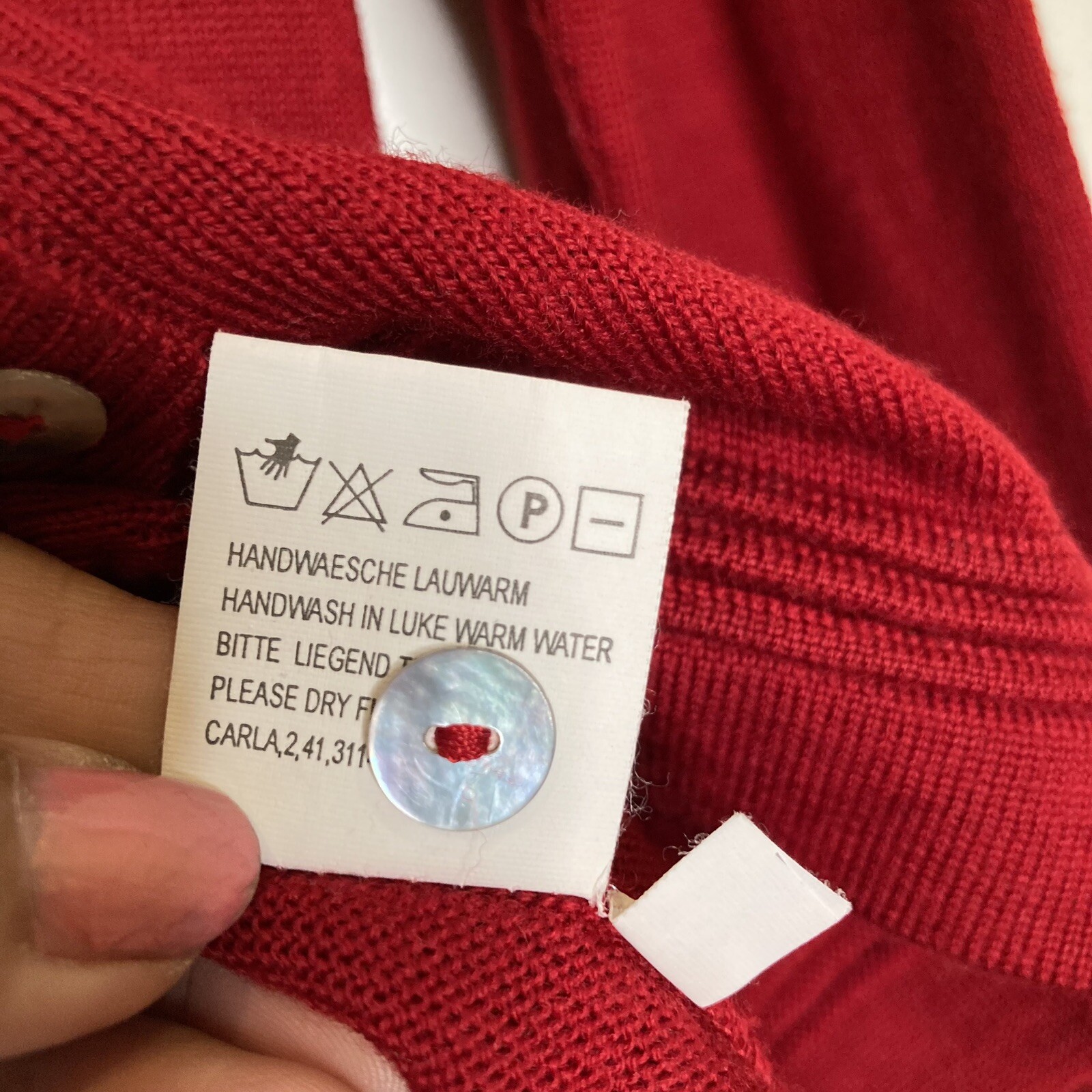HIRSCH 100% Merino Wool Red Sweater Vintage Cardigan Size 40 Or Medium