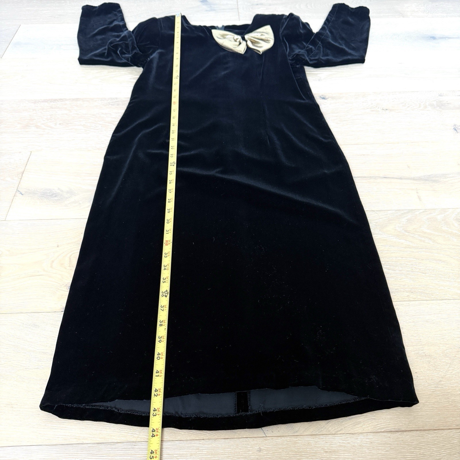 Vtg Halston III Black Velvet Dress Sz 8 Women’s Gold Bow Knee length 90s Holiday