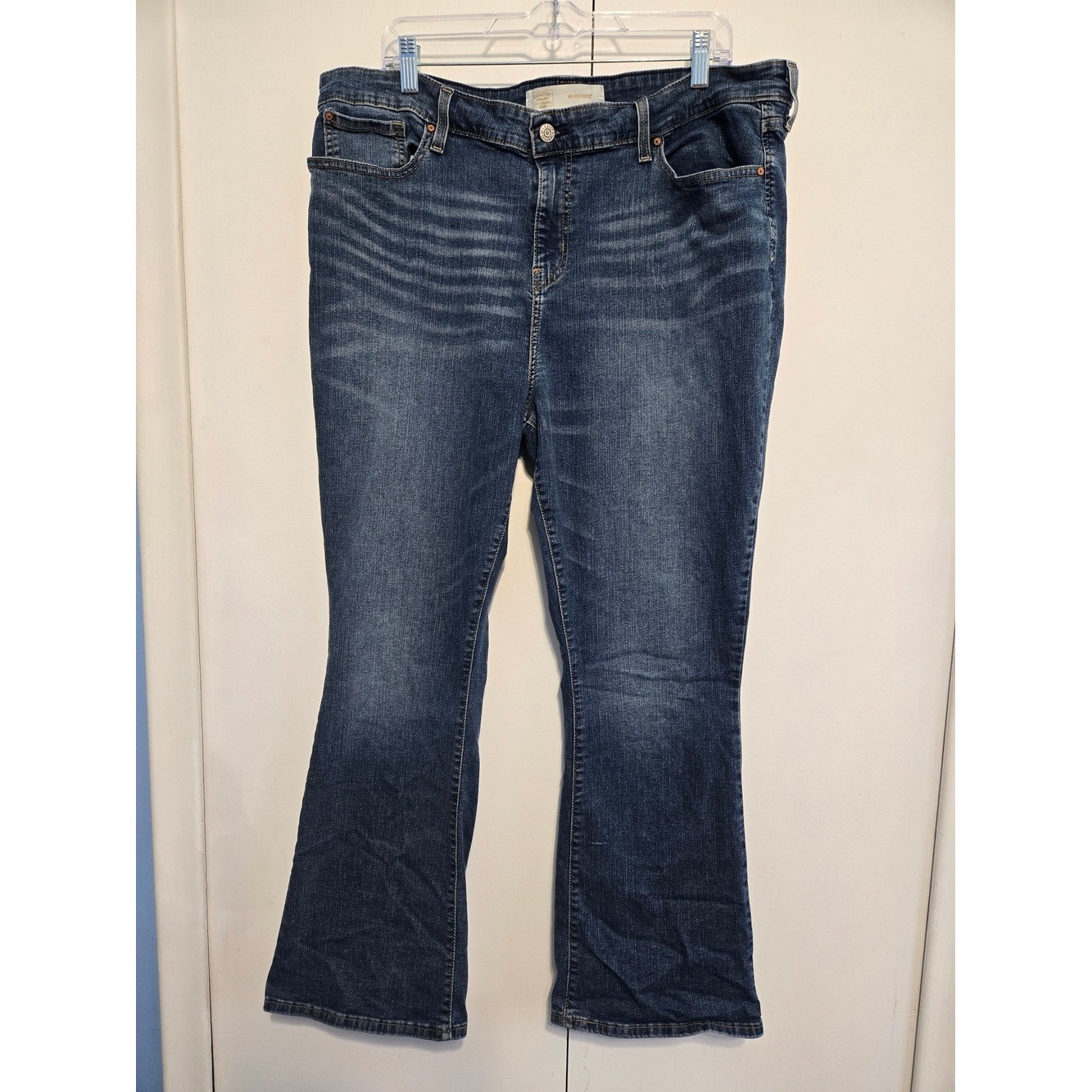 Levi Strauss Signature Mid Rise Bootcut Jeans Women’s 20S W35 L30