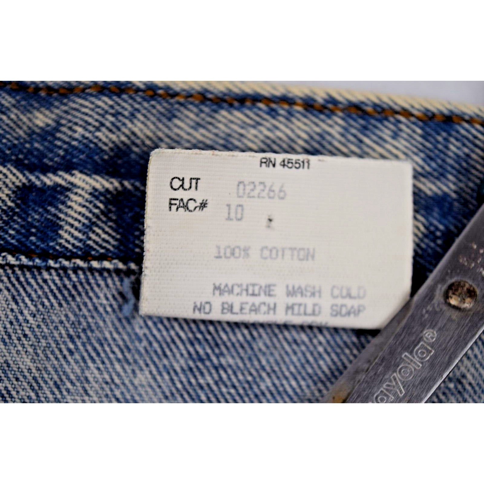 Vintage Jeans Made in Shade 28 x 26 80s Acid Wash High Waist Zip Ankle Made USA