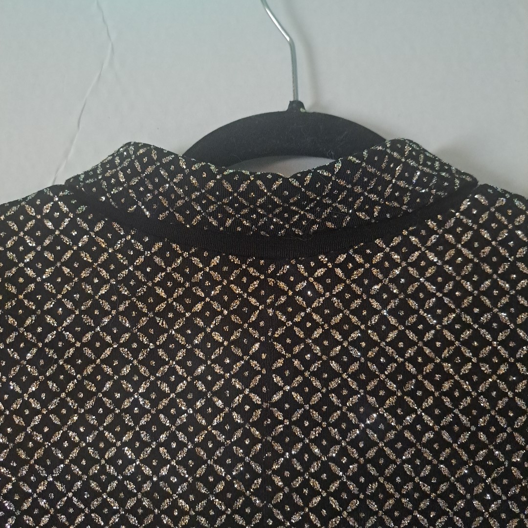 Ronni Nicole by Ouida Black W/Silver Glitter Button Up Blouse Slit Back Wms Sz 8