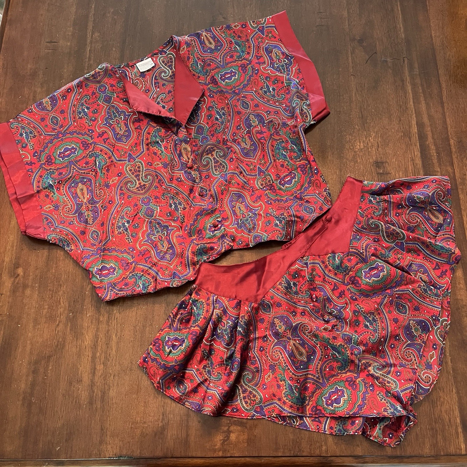 Vtg 90s Kathryn Lingerie Red Multi Paisley Satin Top & Shorts Set Size M