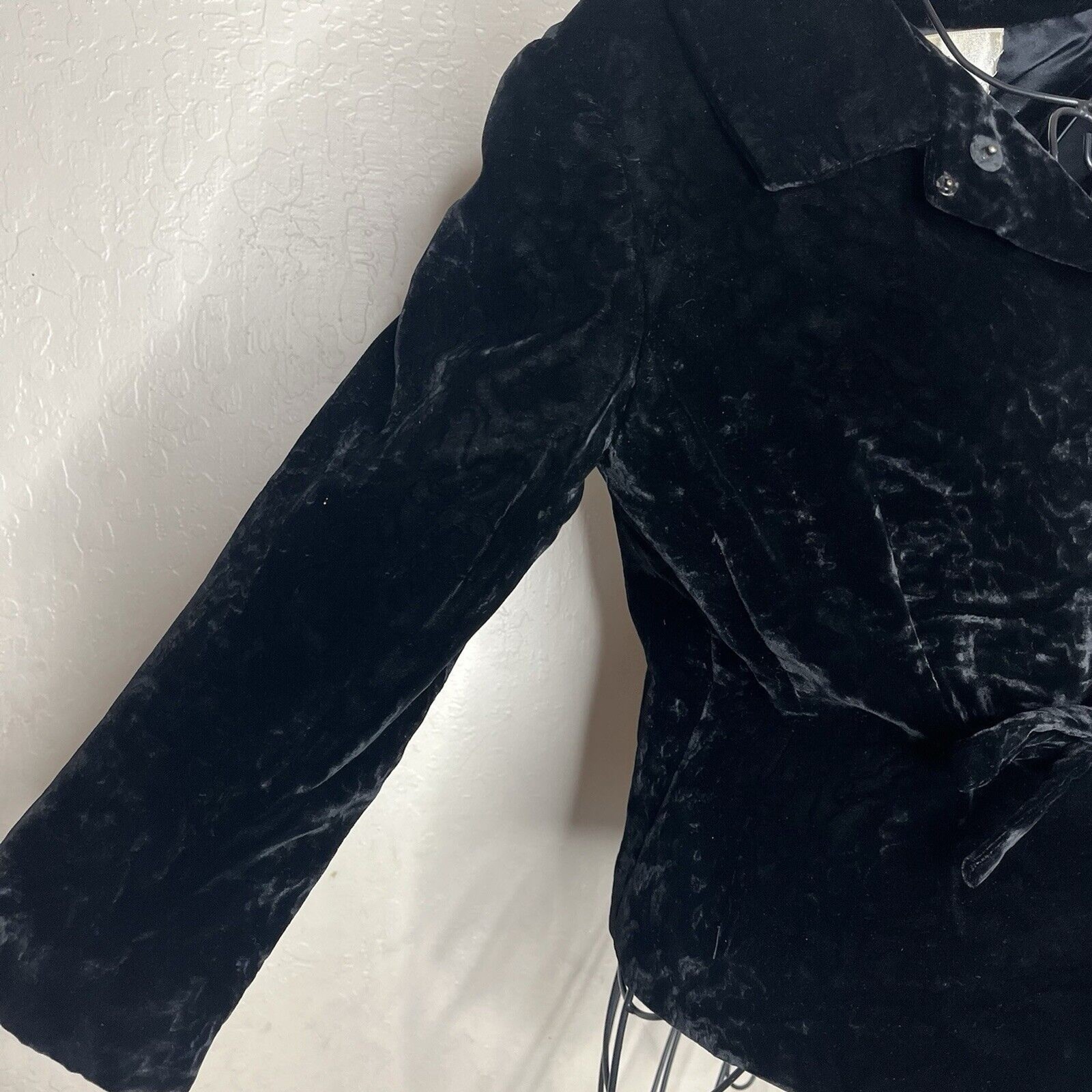 Vintage 1960s SARMI for I MAGNIN Black Embossed Velvet Jacket Women’s Size XS