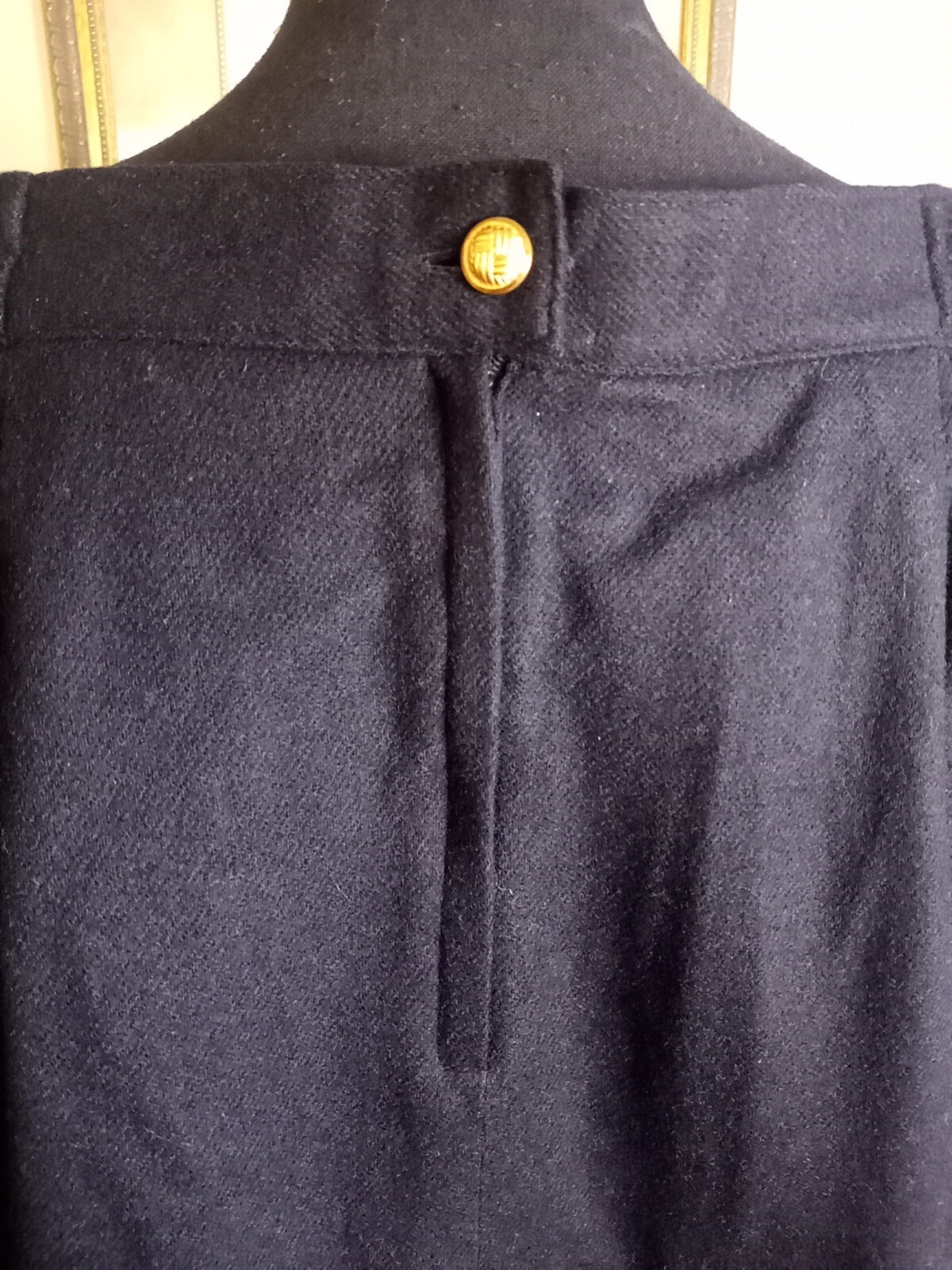 Vintage Sag Harbor Women’s Black 100% Wool Size 16 Skirt, Pockets
