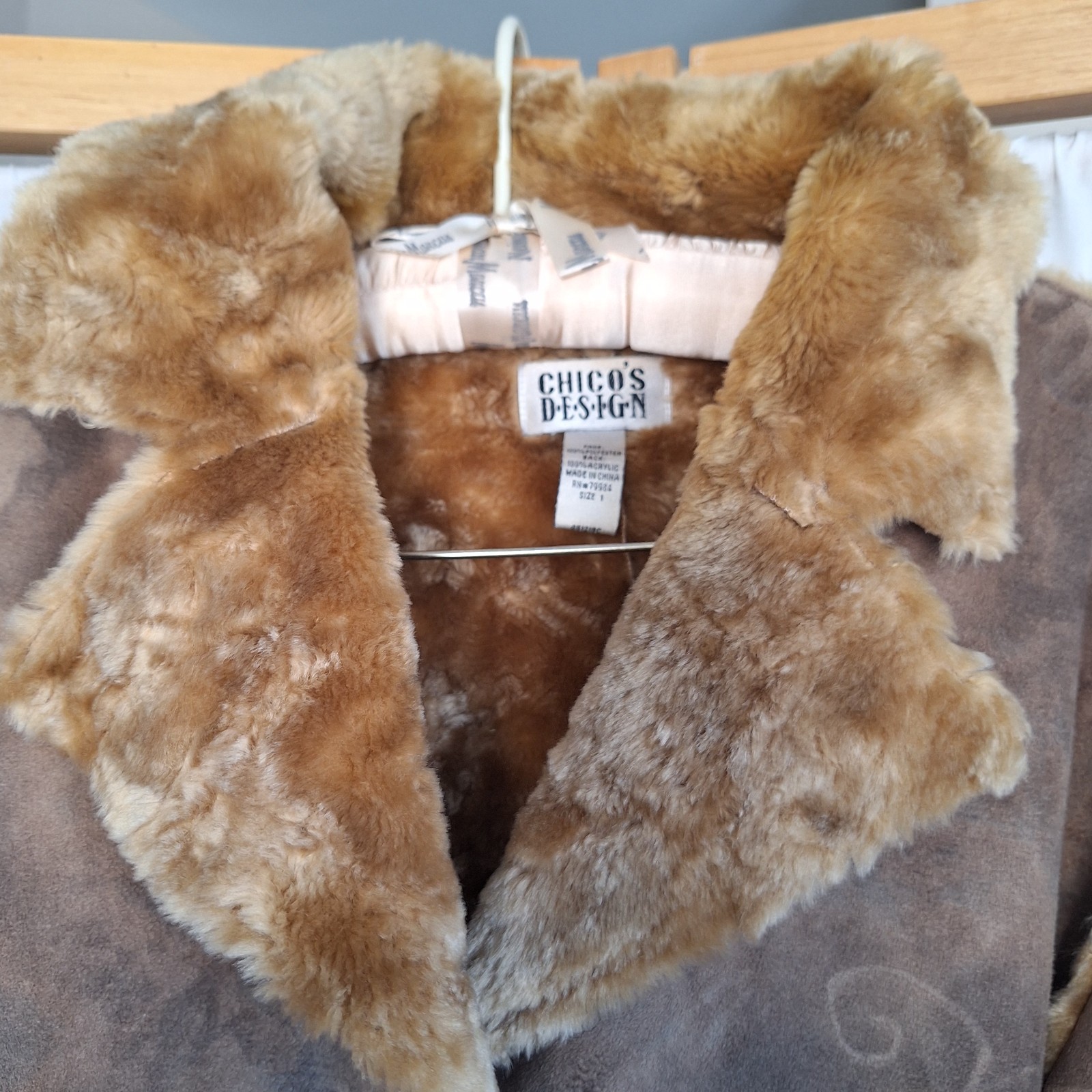 Vtg Chico’s Design Artisan Faux Suede Fur Shearling Coat Sz 1