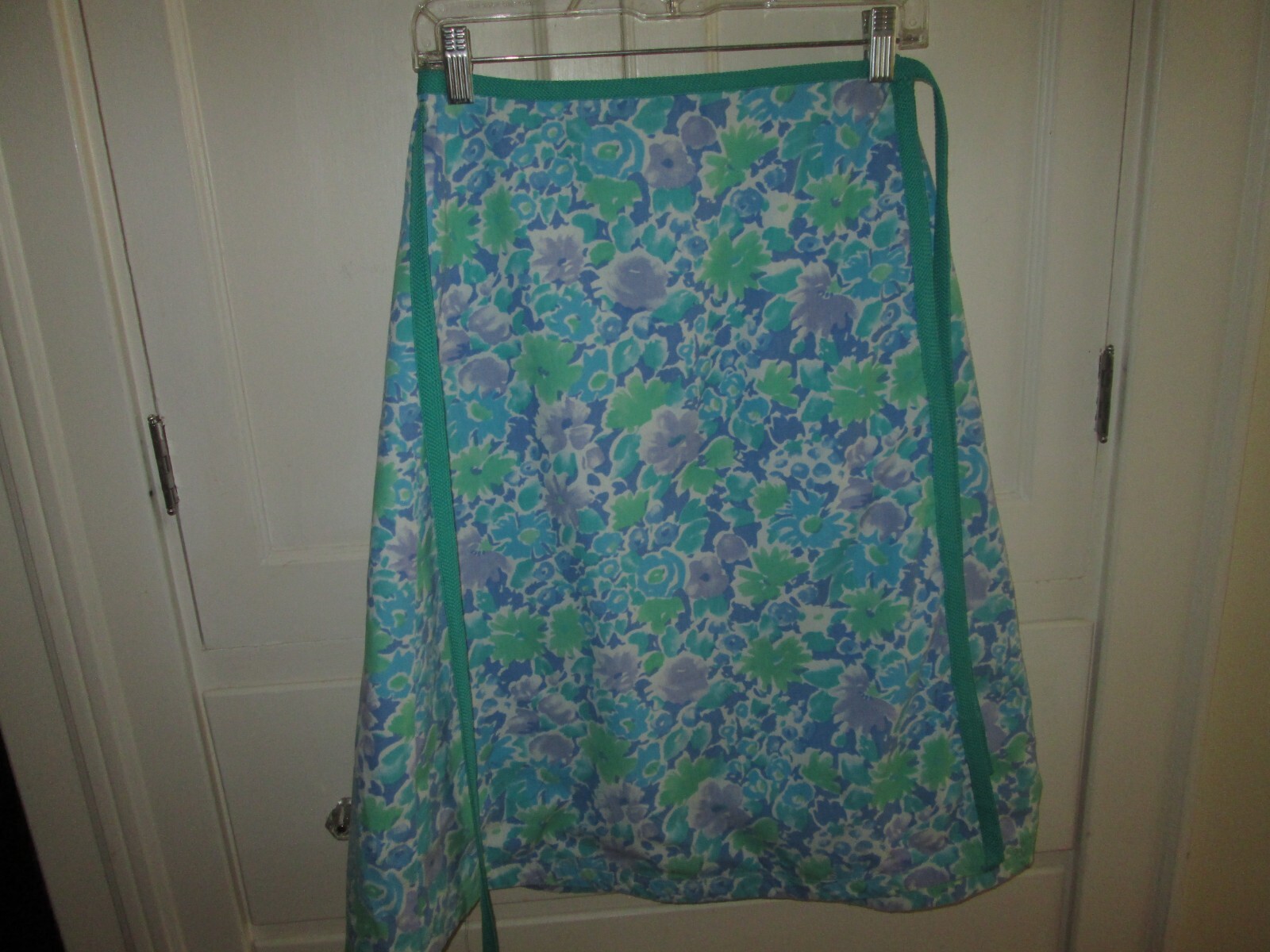 Vintage 1970’s SEA WAVES Floral Wrap Cotton Skirt Or Cover-Up Size 8