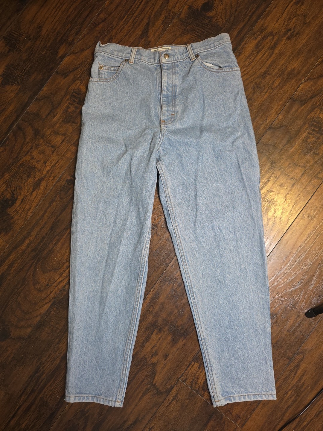 ​Vintage Arizona Jean Co. High Waisted Tapered Leg Light Wash 100% Cotton 14.5