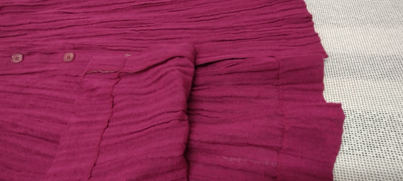 1970s Campus Casuals Pink Fuchsia Skirt Crinkle Cotton Buttons Below Knee Size M