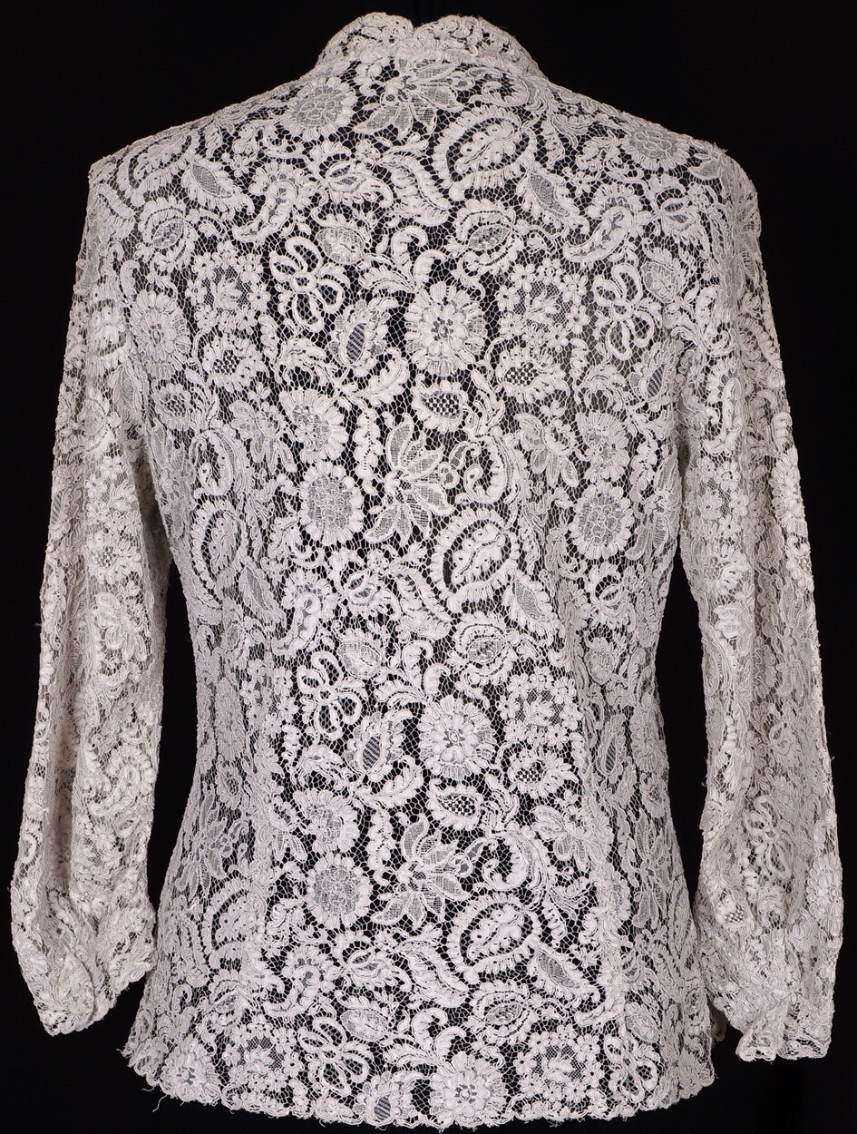 1950s Alencon Lace Blouse – Gray – M