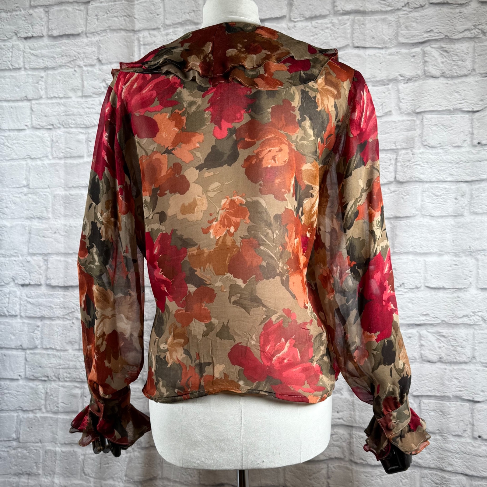 Vtg Capriccio Sheer Silk Floral Blouse Women’s 8 Medium Ruffled Shirt
