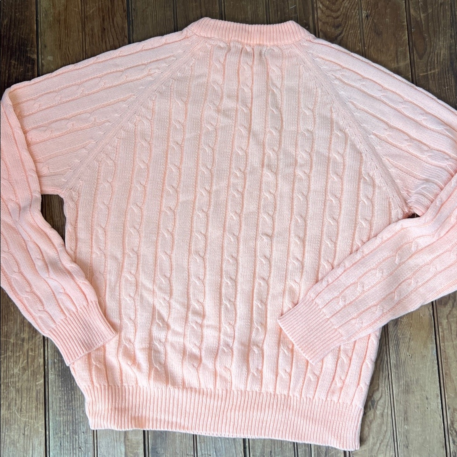 Vintage 80s women’s Sweater Peach Cable Knit crew neck acrylic lightweight