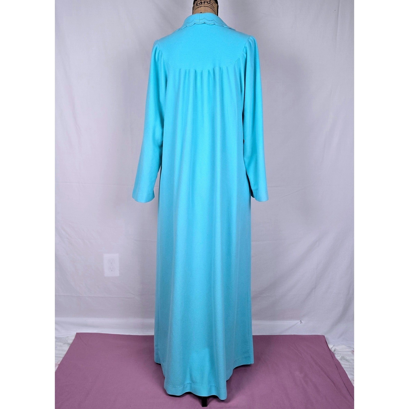 Vintage Shadowline Robe Turquoise Blue Fleece Floral Embroidered Snap Front L