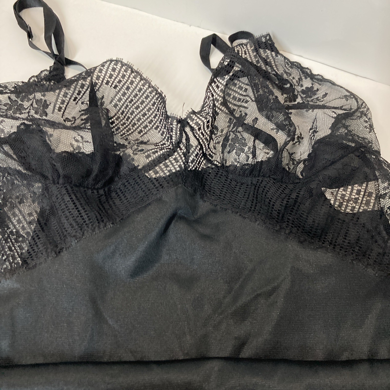 Formfit Slip Vintage Black 34 (10-12) Preowned Excellent Condition