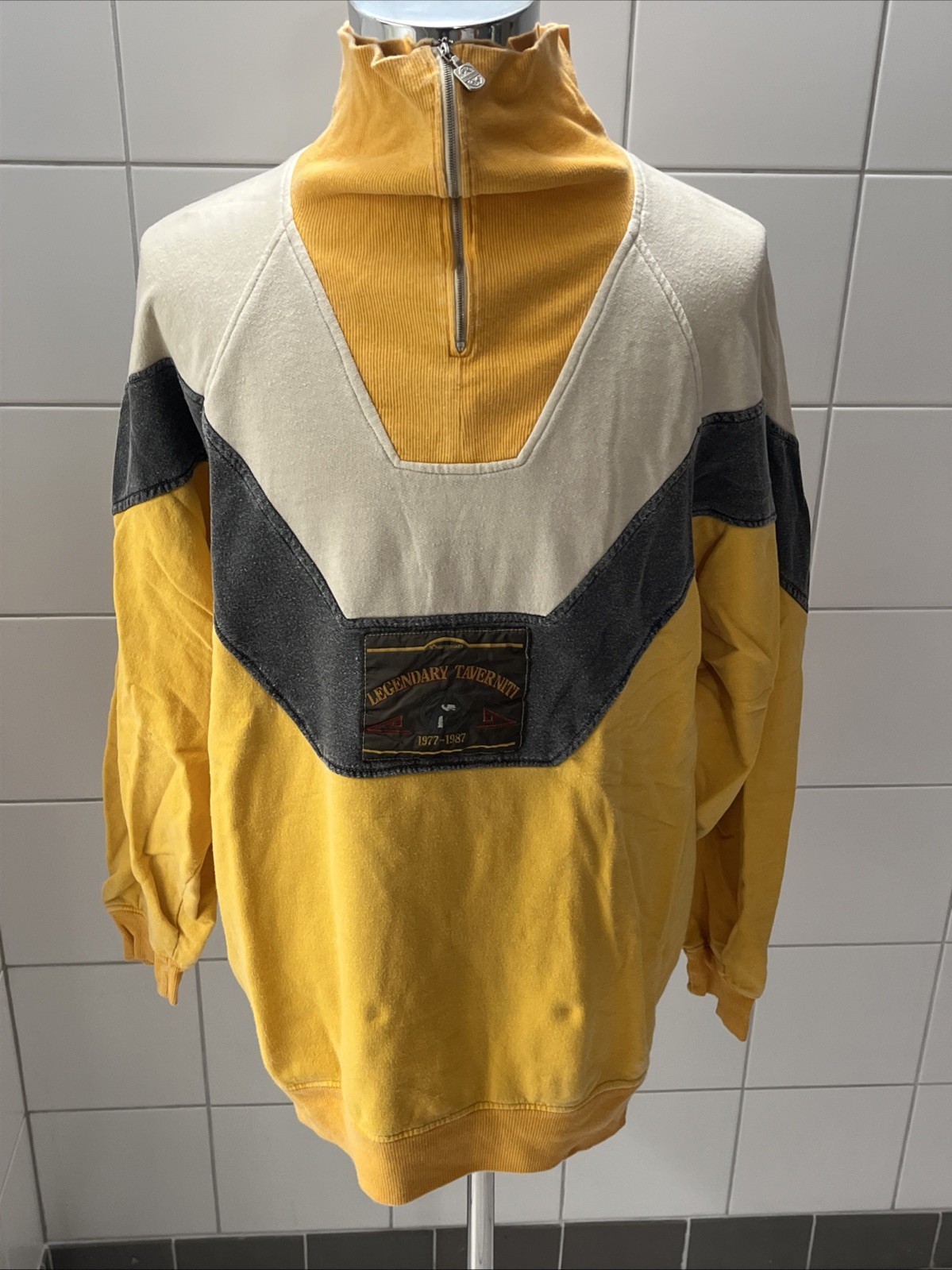 Vintage Taverniti Sweater – 10th Anniversary Legendary Taverniti 1977-1987 – XL