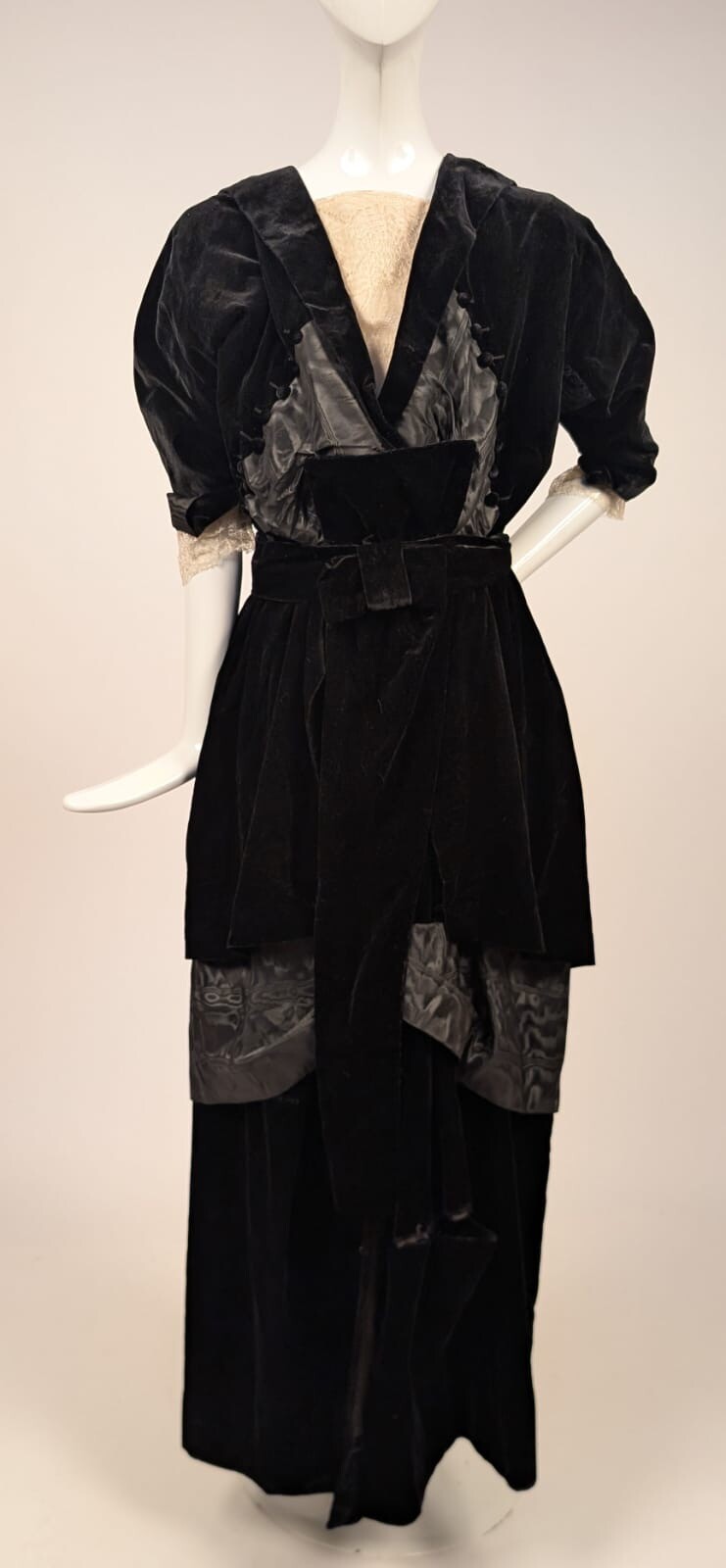 OPULENT EDWARDIAN SILK VELVET + WATERED MOIRE DRESS W LACE SLEEVES