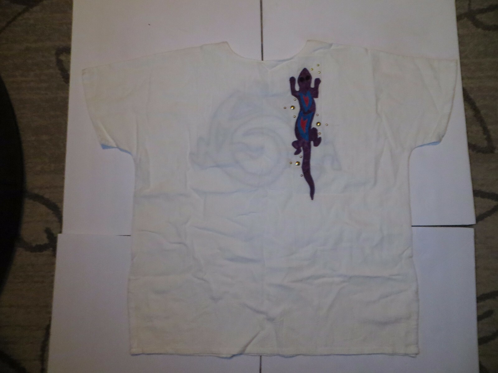 Alfredo’s Wife Women’s White Lizard Shirt Top XL