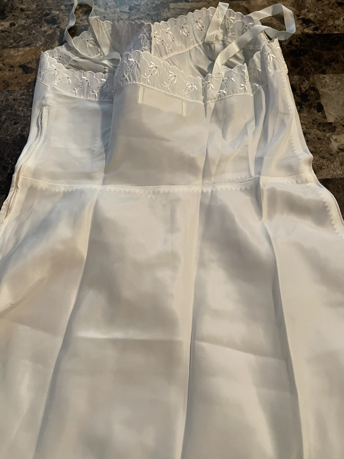 VINTAGE BARBIZON TAFREDDA FULL SLIP! SIZE 7. NEW.