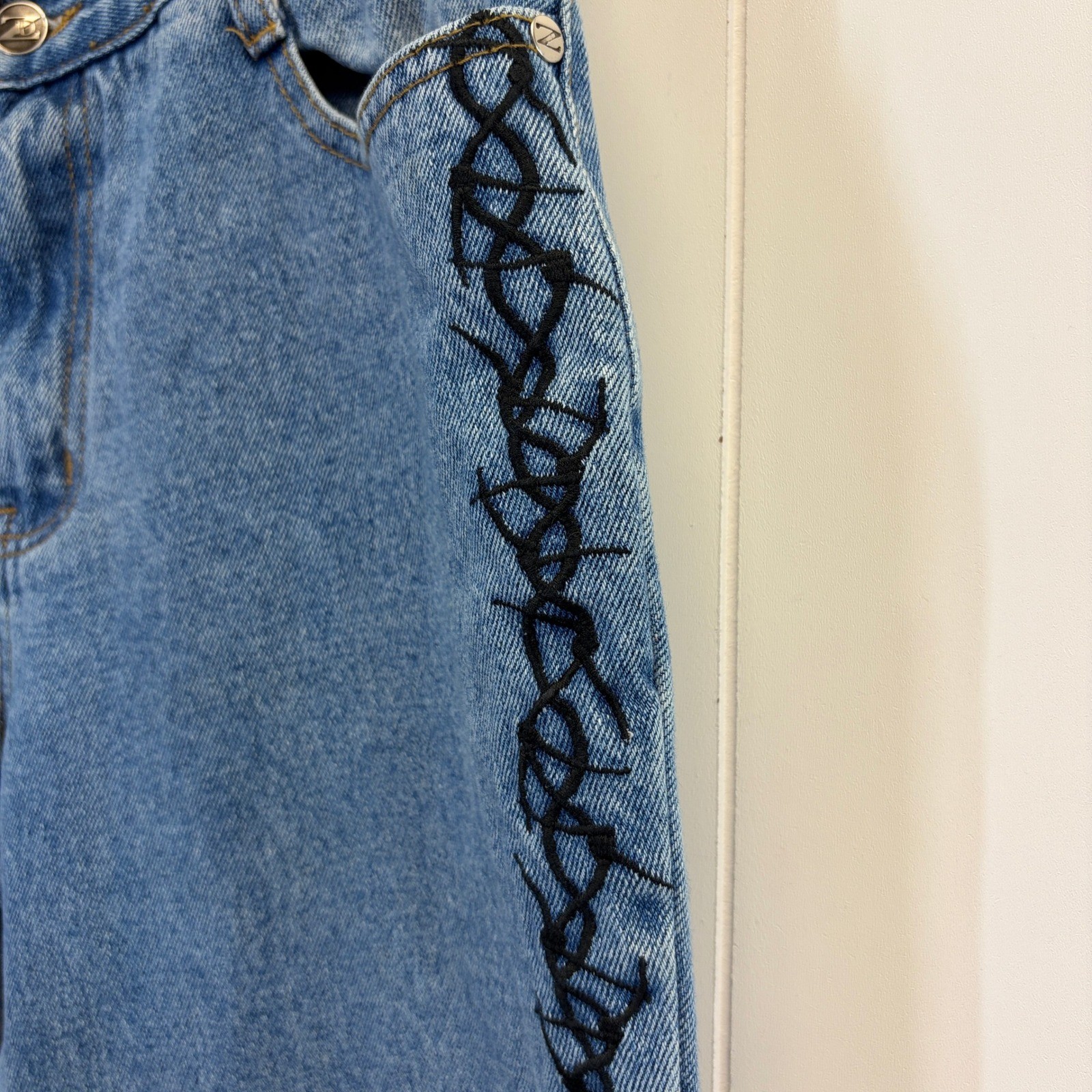 Vintage Zana-Di Y2K Boho Embroidered Flare Jeans Women Size 7 Boho Indie Grunge