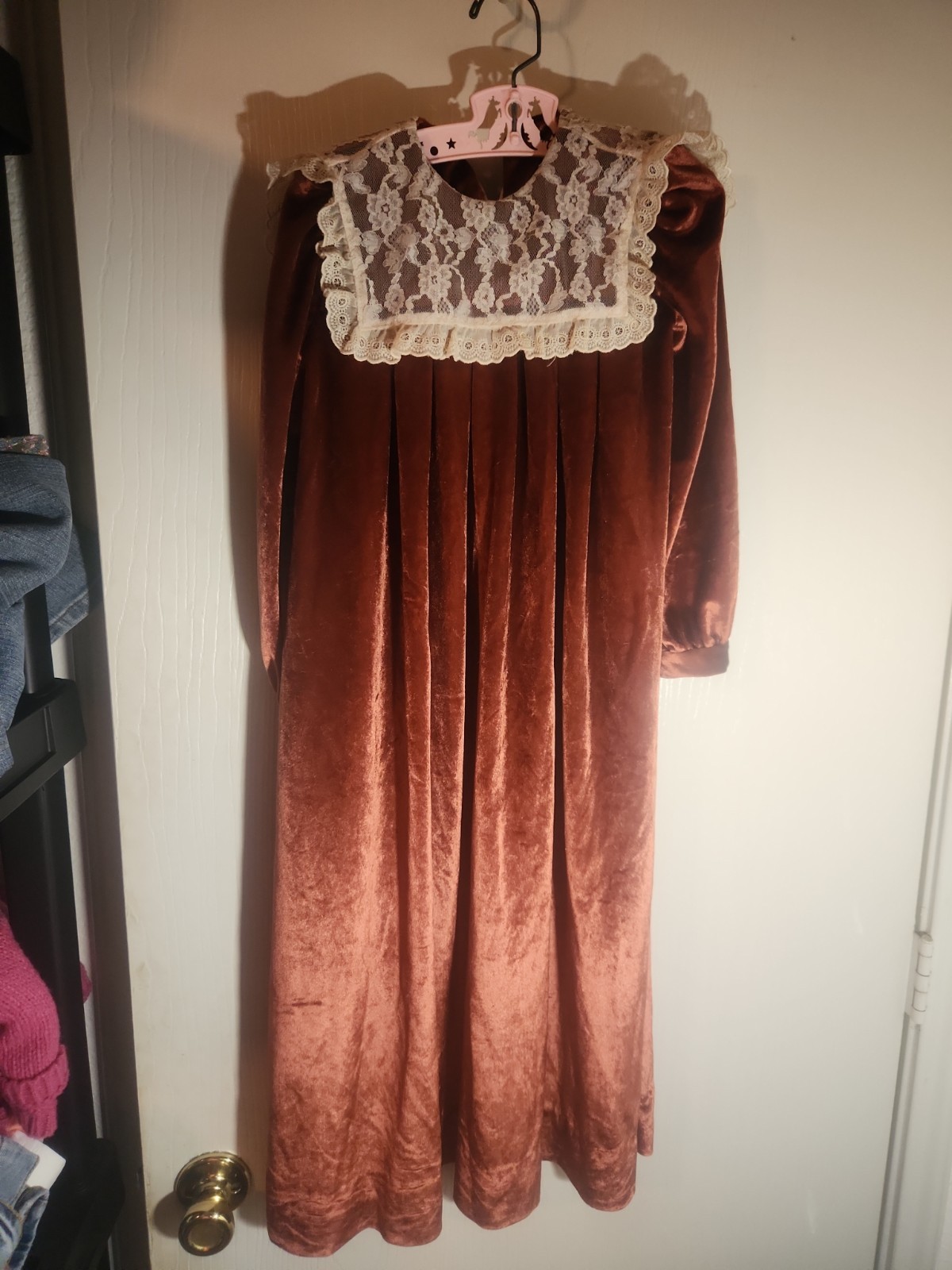 Vtg velvet Lace Collar Burgandy/ Brown prairie Dress Childs *see Measurements*