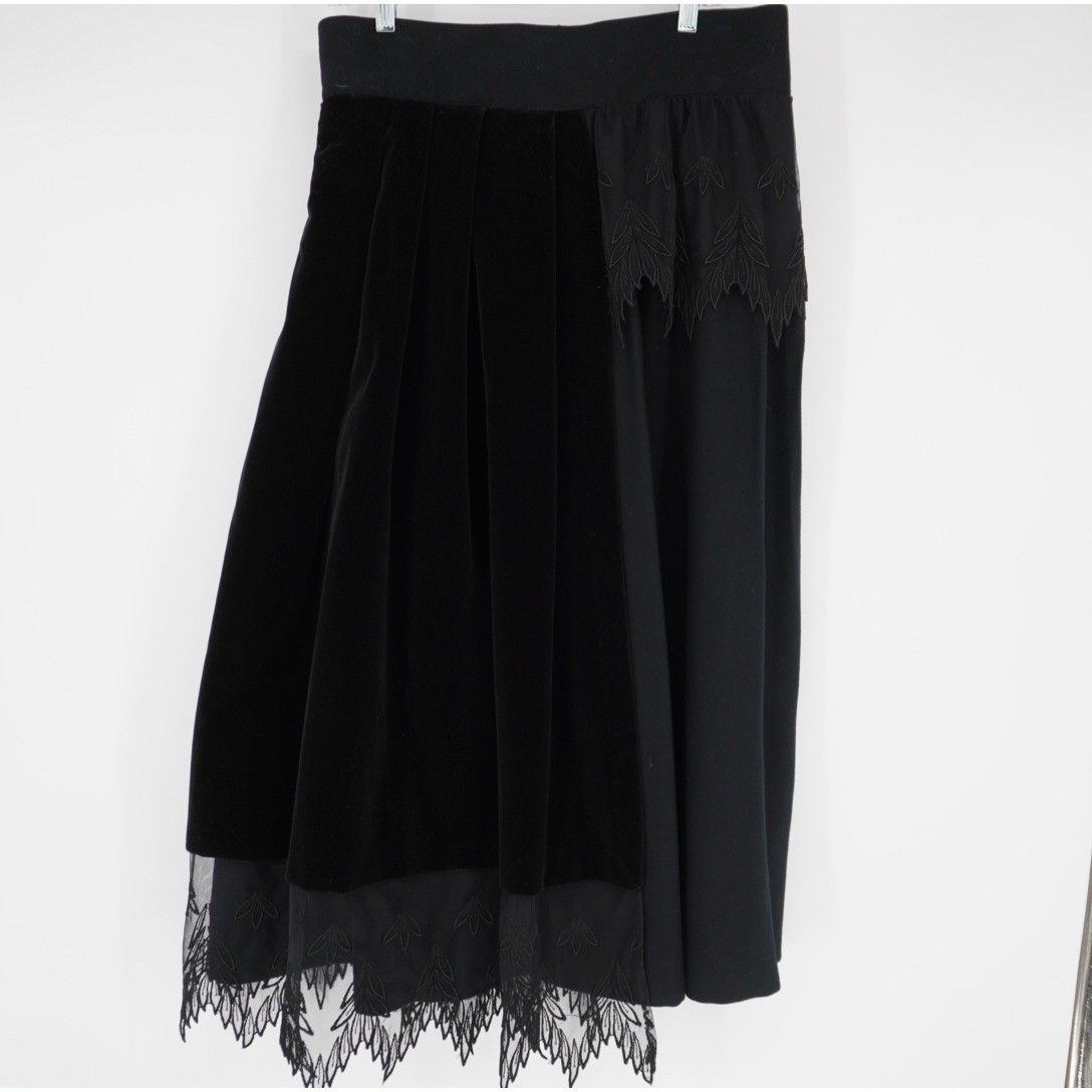 Vintage BIS by Gene Ewing Black Velvet Lace Midi Skirt velvet 100% Wool size 42