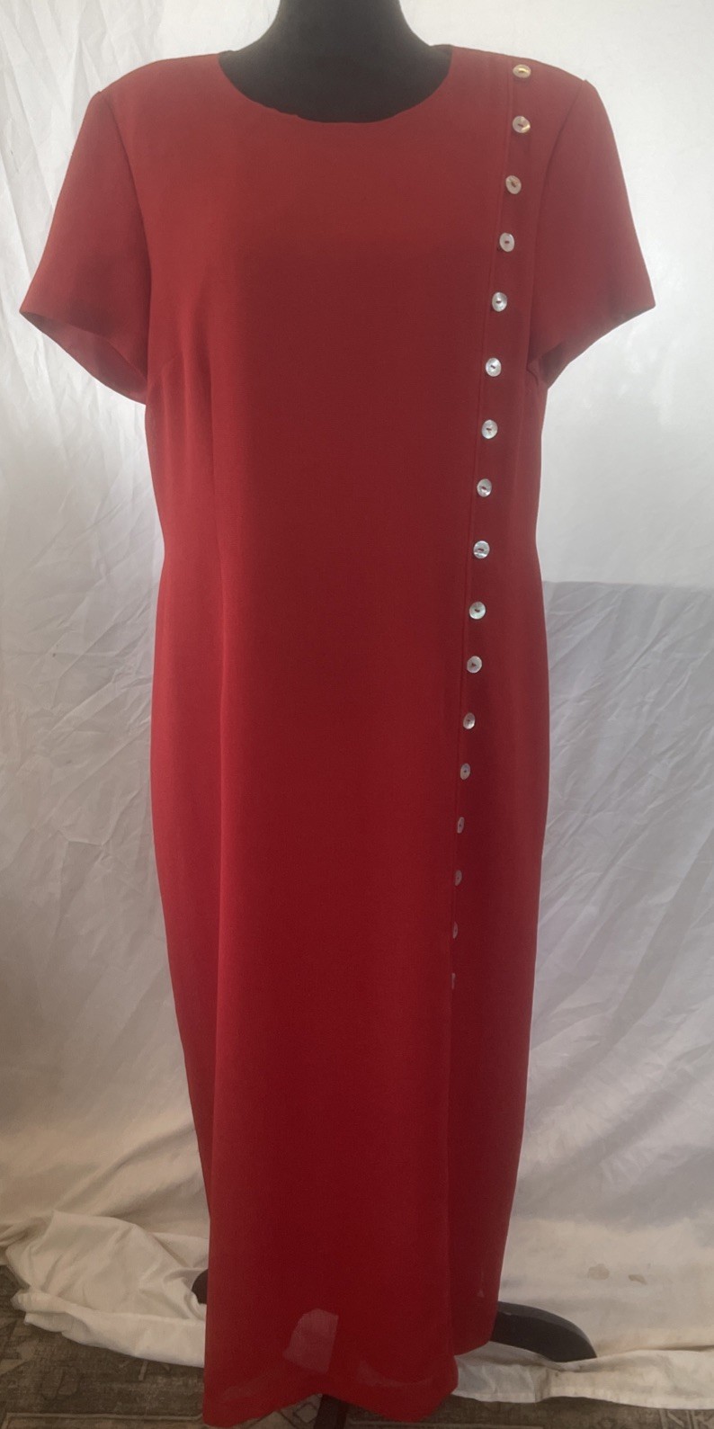 Vintage 90’s Donna Ricco dress Sz 16 Shell Buttons Red Woven Maxi sheath dress
