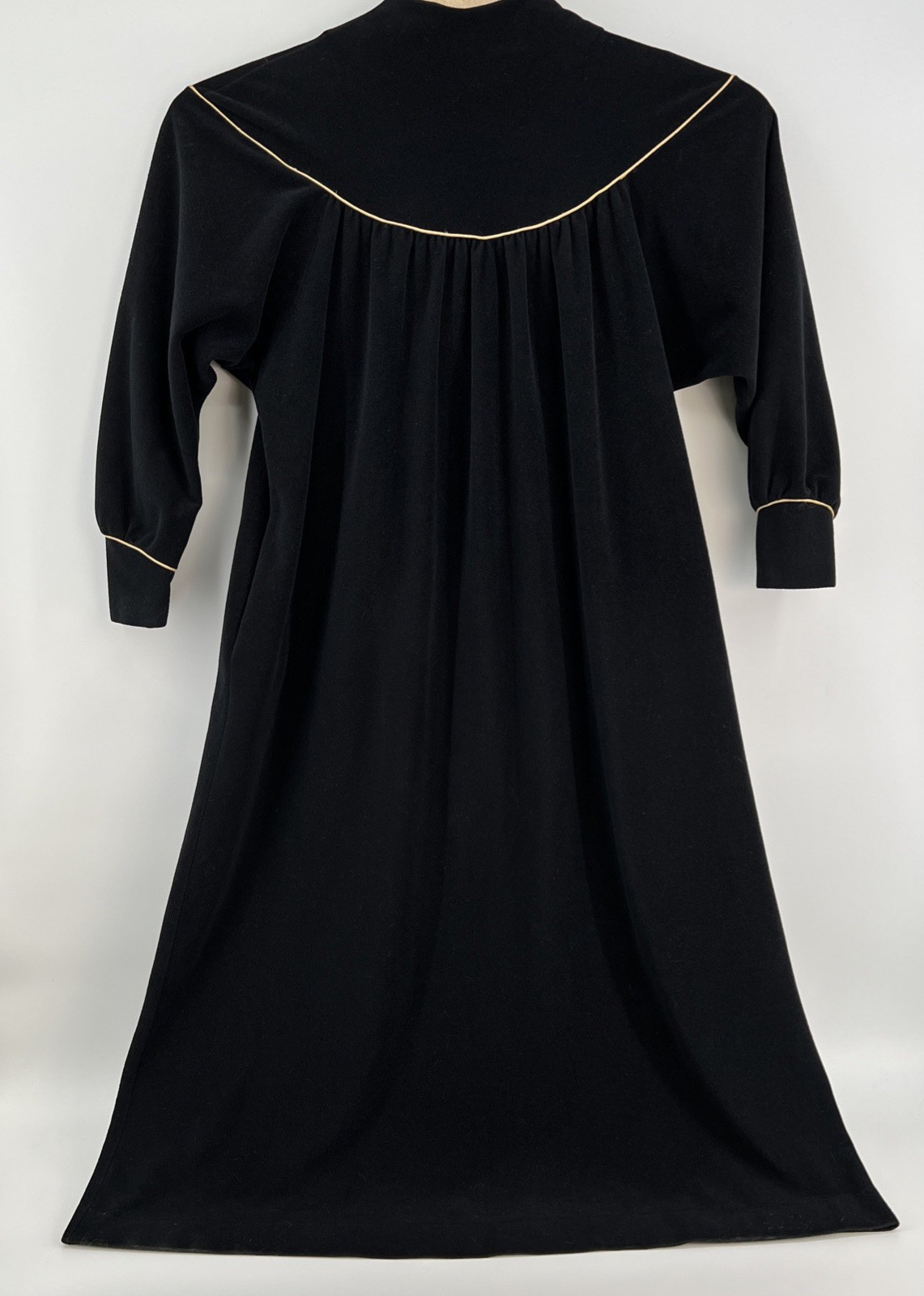 Vtg Vanity Fair Black Velour Robe Size Small Zip Front Embroidered Made in USA