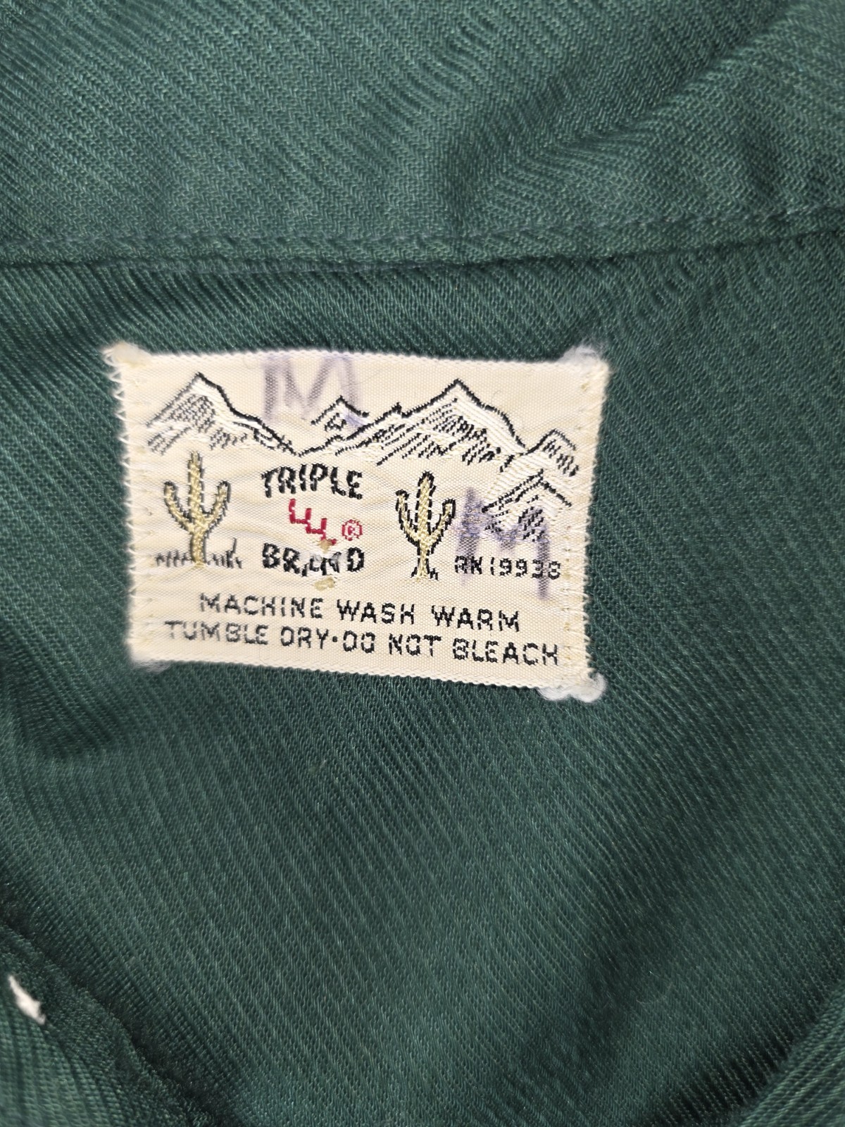 Vintage 60’s Triple LLL Brand Women’s Embroidered Pearl Snap Western Shirt M