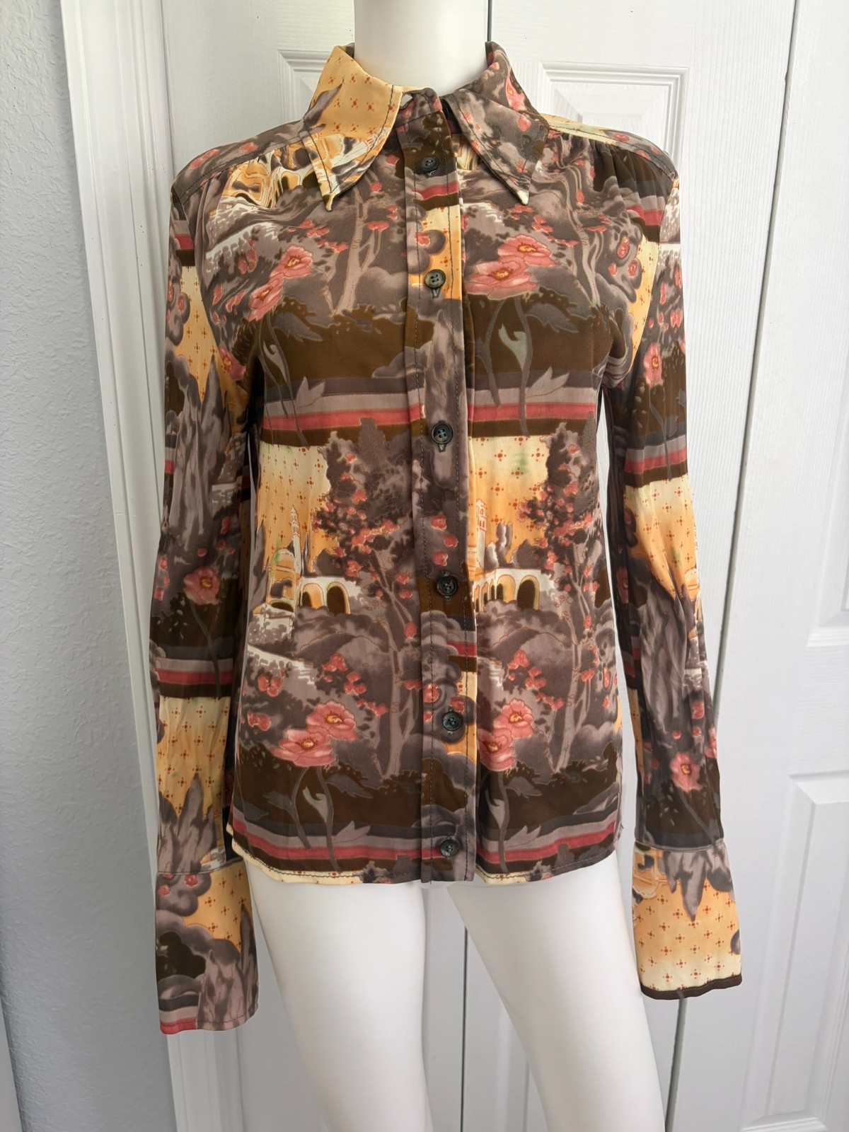 Vintage 70s unisex novelty print long sleeve button up shirt