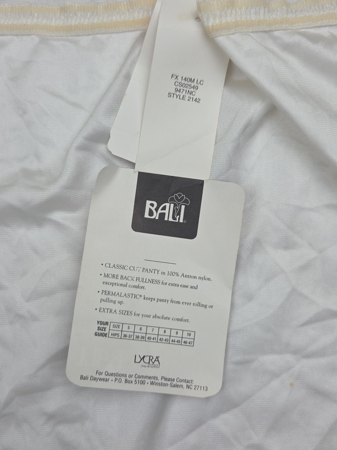Vintage NEW Bali Freeform Panty Antron Nylon Brief Pinup 2142 White Size 7 Large