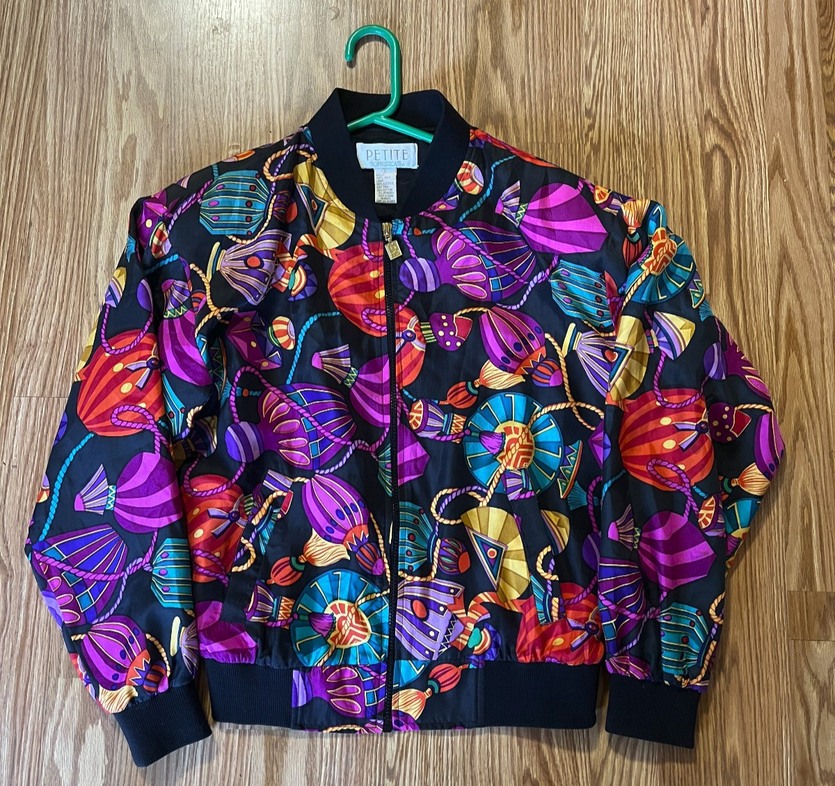 Vintage Petite Sophisticate 80’s Bomber Jacket Perfume Bottle Colors Yas Girl!