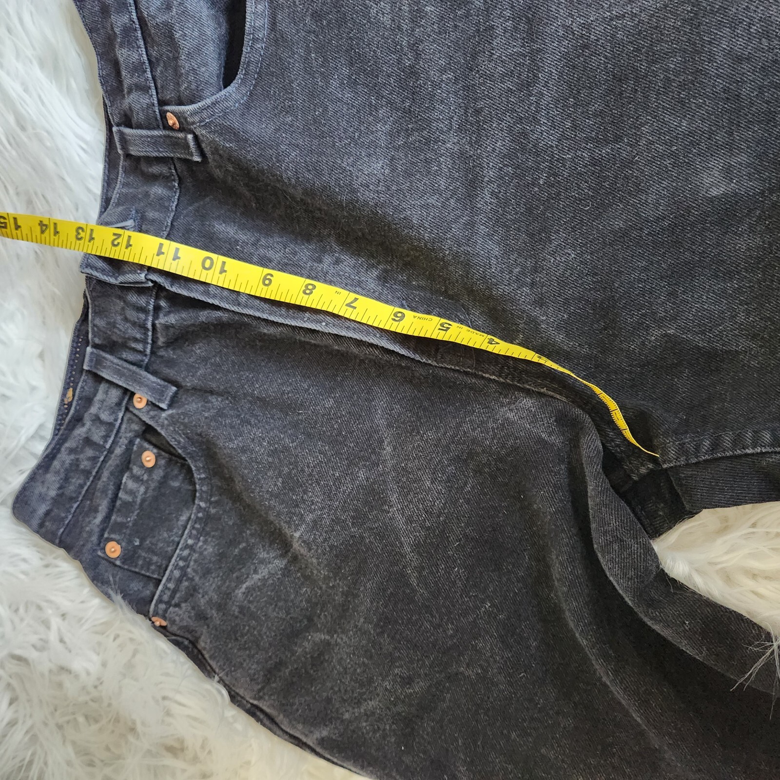 Vintage 90s Levi’s 551 Women Sz 10 27×30 Black Jeans Relaxed Fit Tapered Leg Zip