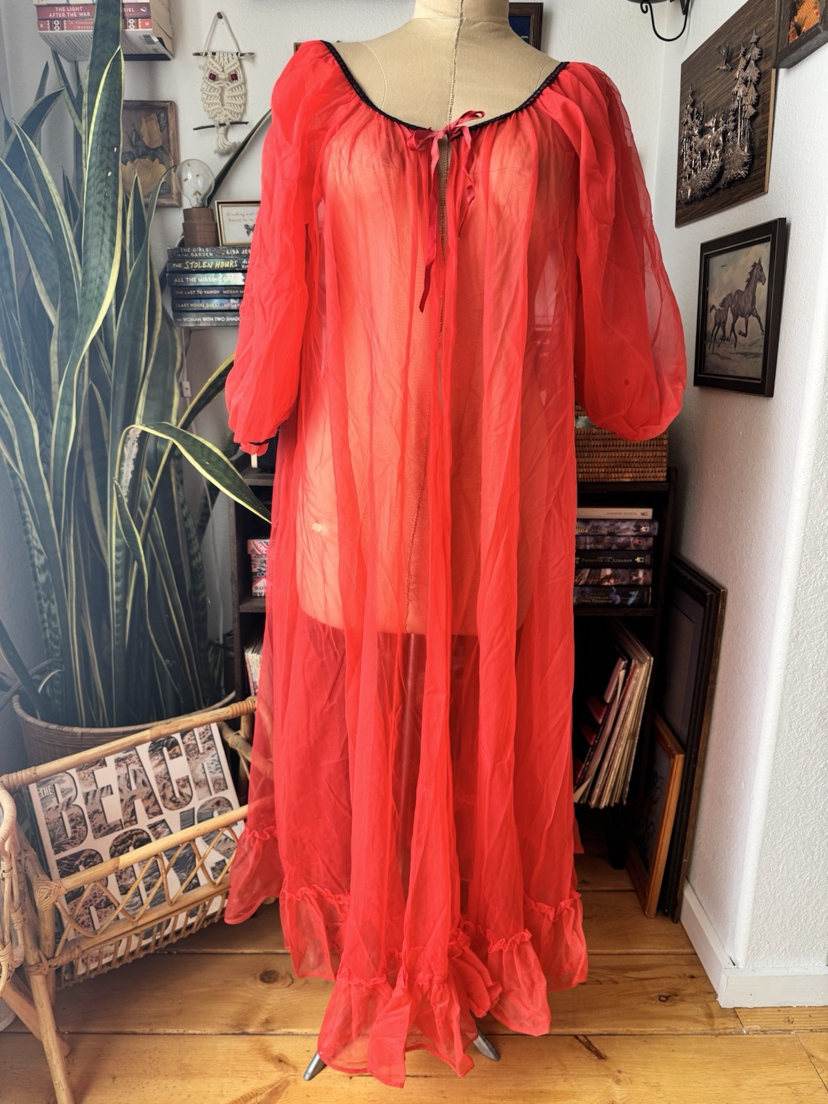 VTG 50s Sheer Red Peignoir Robe Balloon Sleeves Tie Black Trim Medium Boudoir