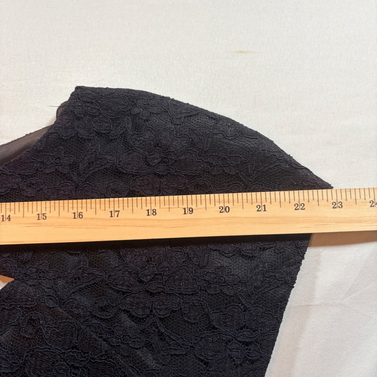 Jessica Howard Lace Cocktail Dress Womens 10 Black Keyhole Sheath Vintage USA