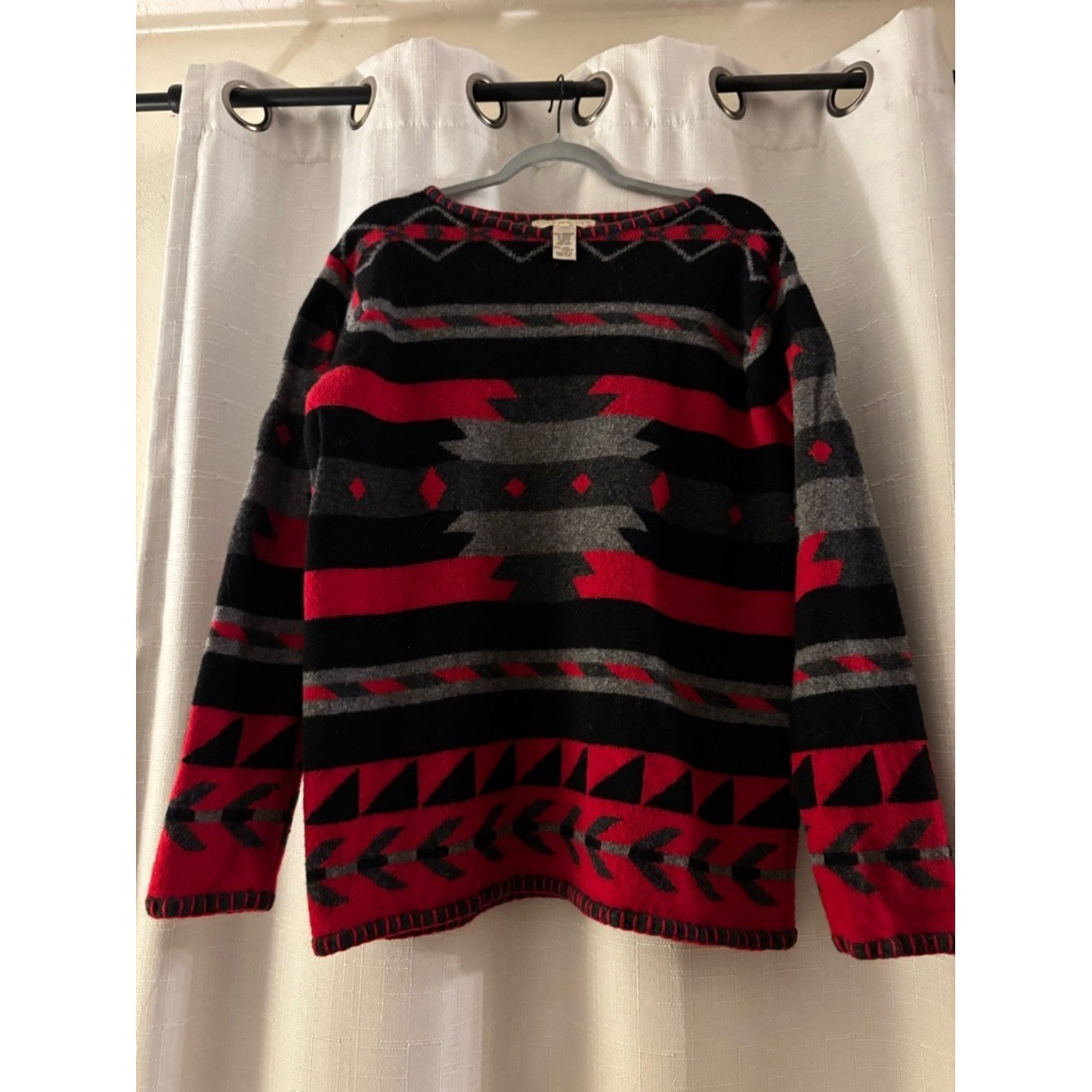 Vintage Jones New York 100% Lambswool Red, Gray, Black SW Geometric Sweater – L