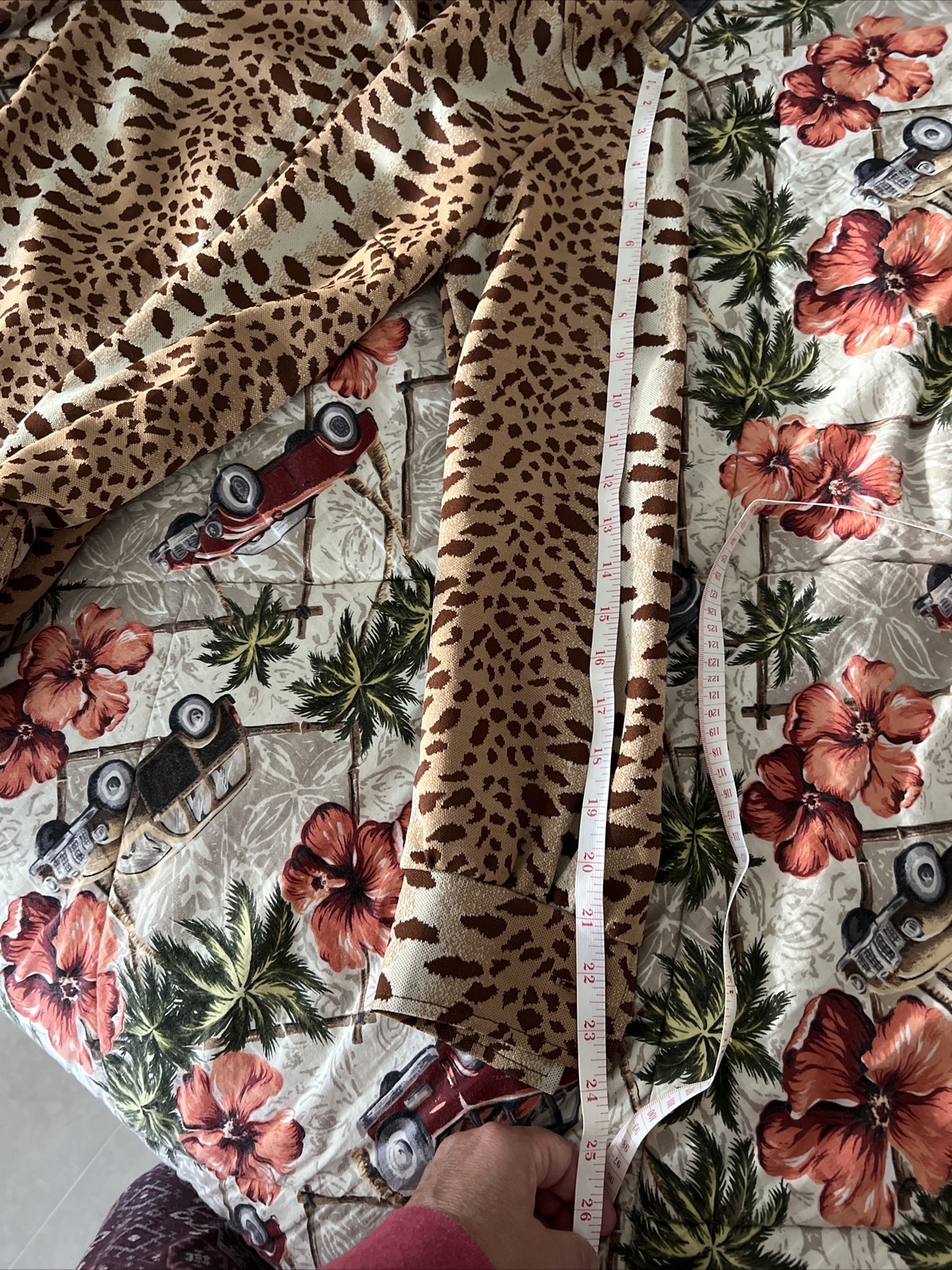 Vintage 1960s Animal Print Knit Top Boutique Brown Cheetah Button Up Sz 14 Sears