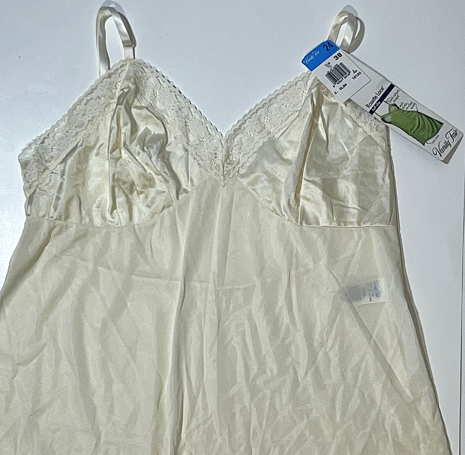 VTG Vanity Fair C. Glow Full Slip Dress 38 Nylon Floral Lace Lingerie 10-103 24″