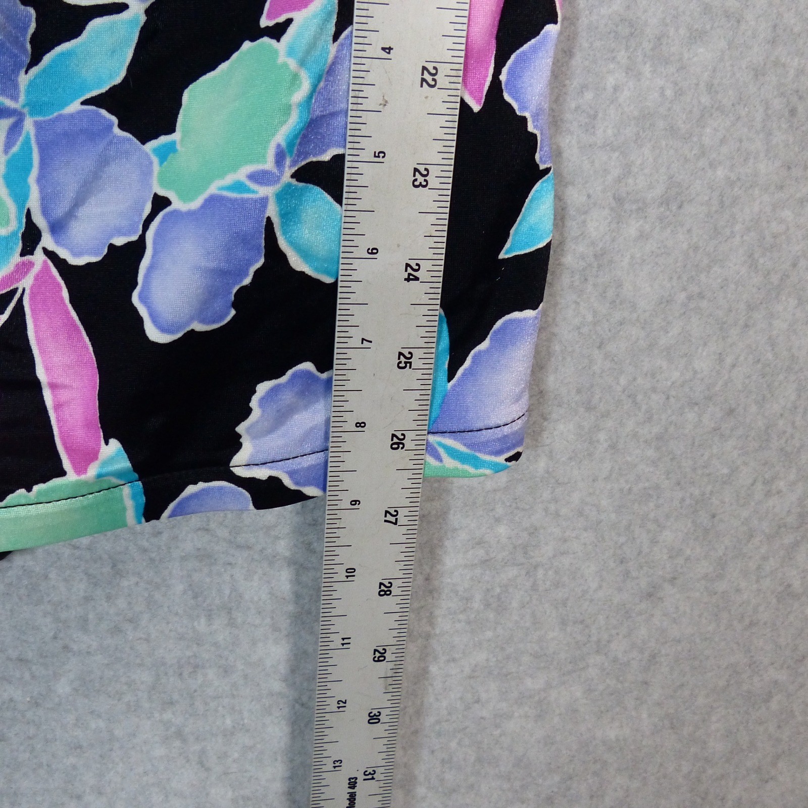Vintage 70s 80s ILGWU Tropical One Piece Skirted Swimsuit V-Neck Shiny Sz 42 18