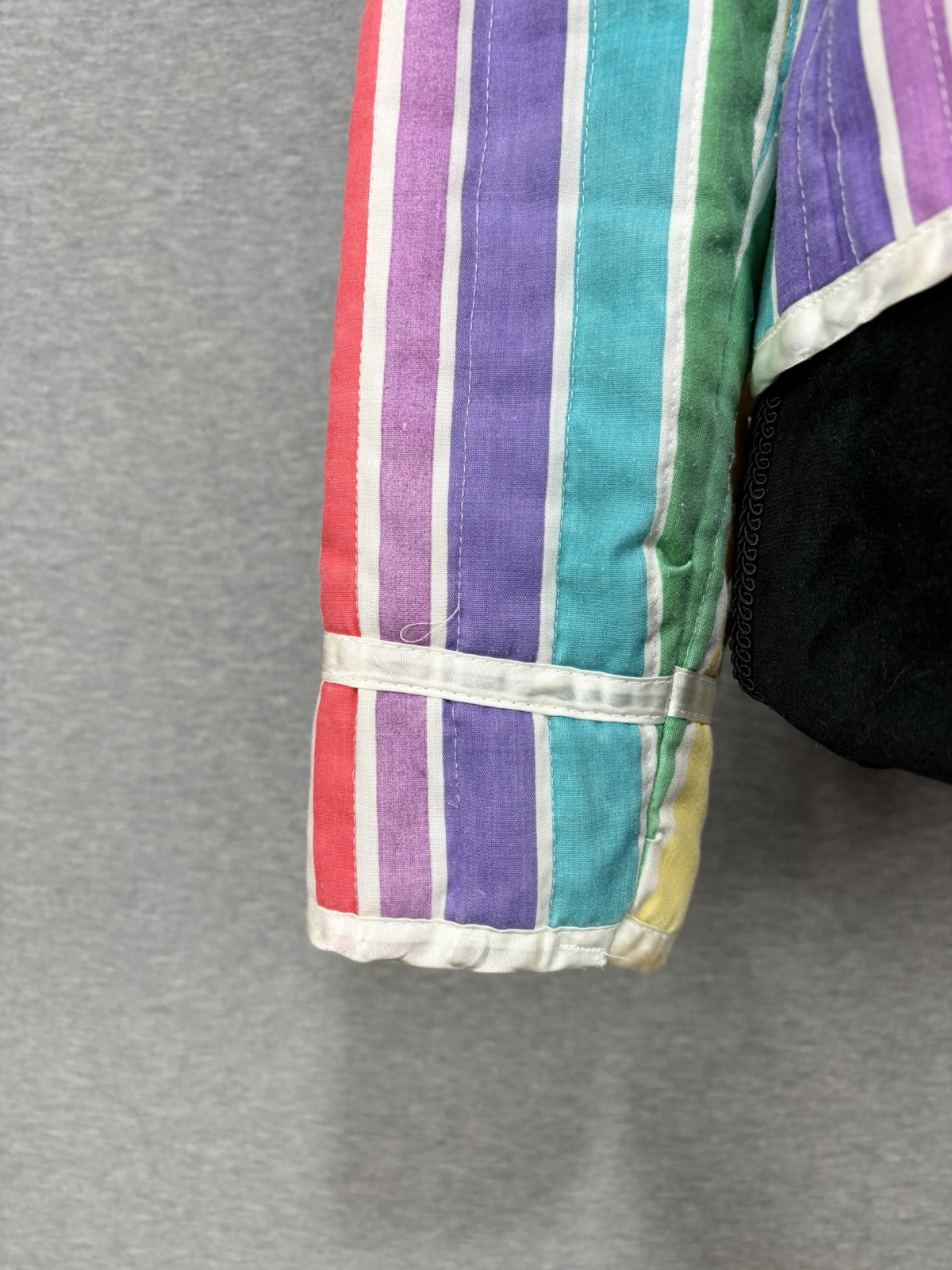 70s Quilted Rainbow Jacket Size Small Open-front Colorful Pride Vintage Pockets