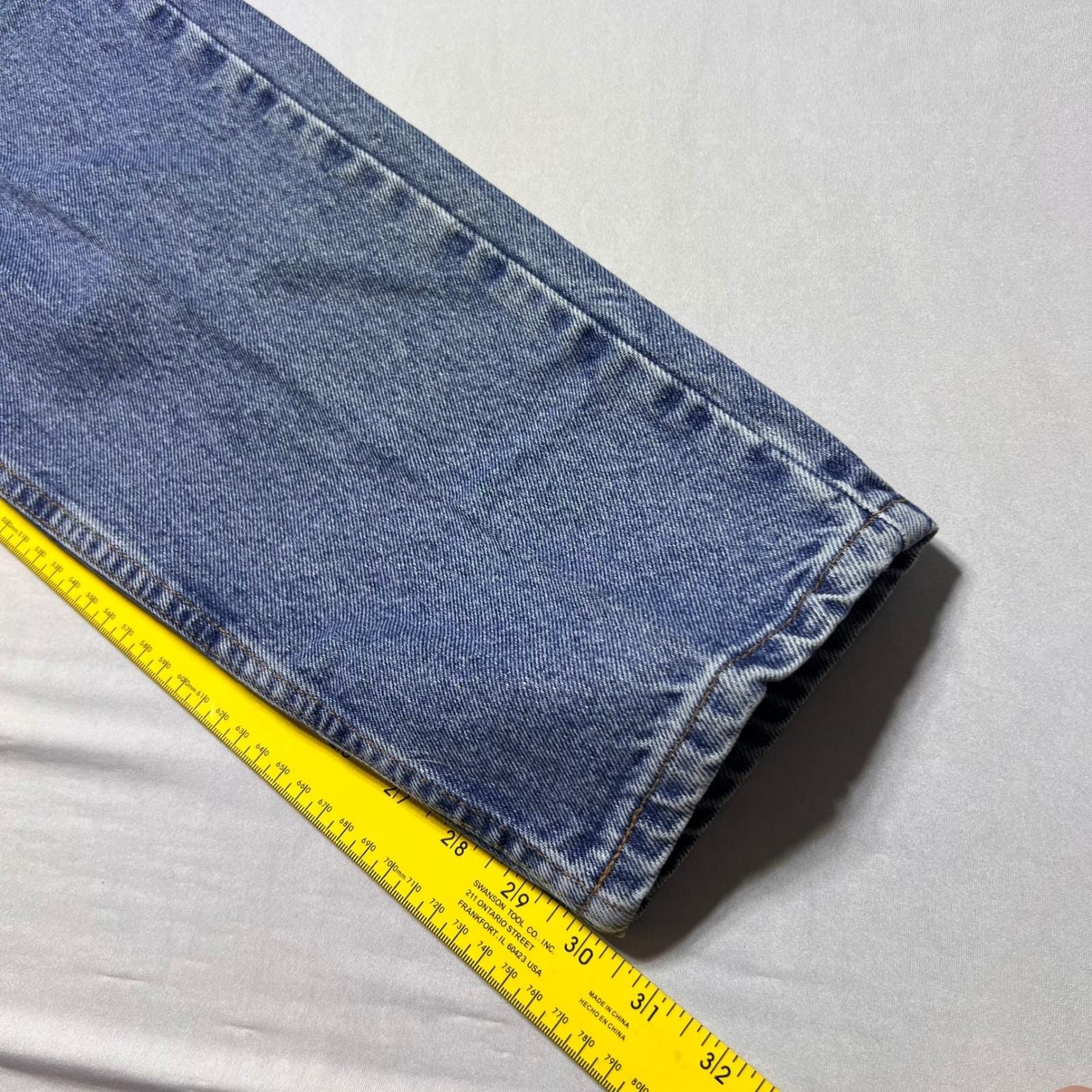 Vintage Levis Womens 551 Jeans | Size 14 Med | 10/1995 | Loose Fit Straight Y2K