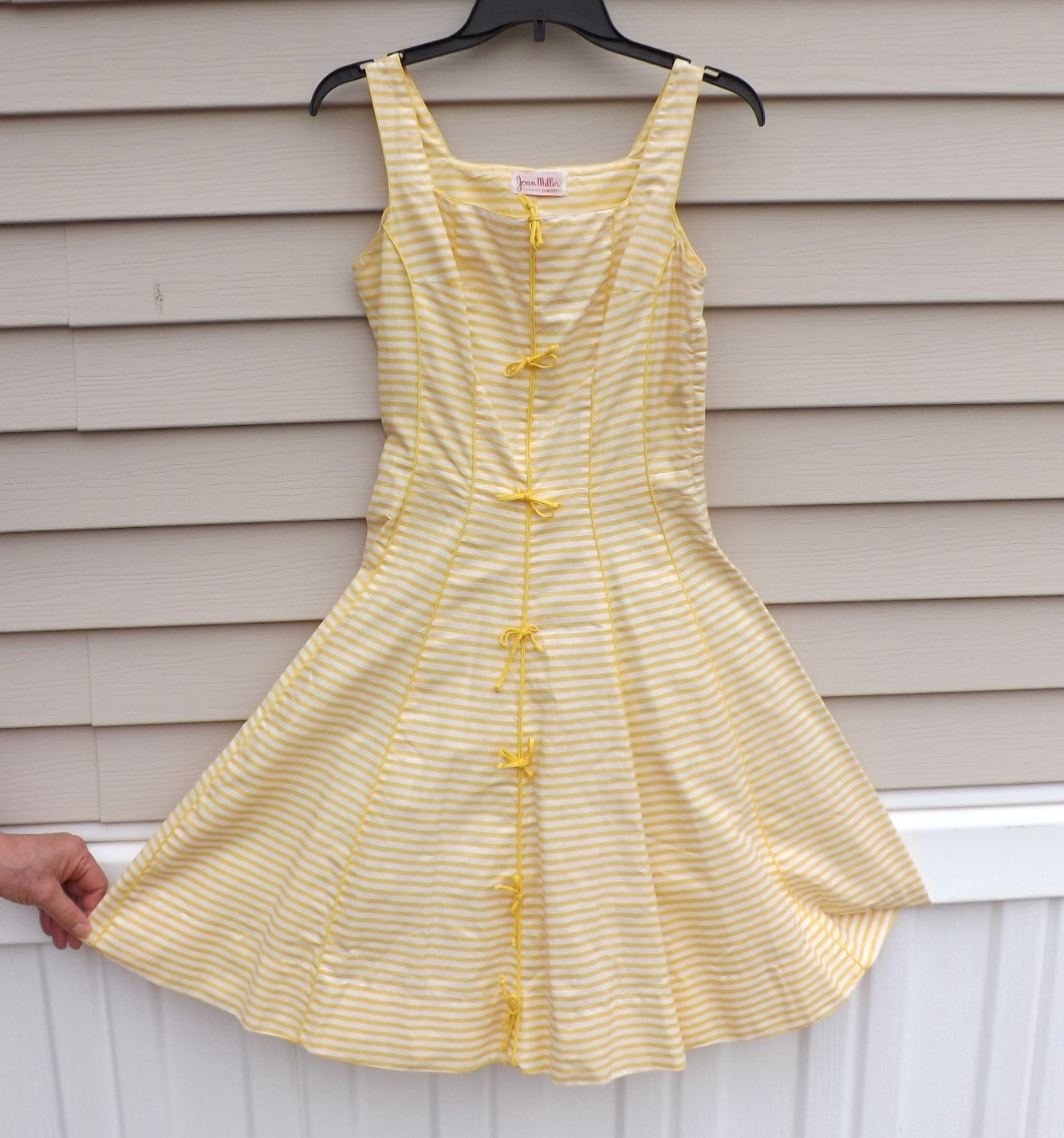 JOAN MILLER Juniors 1950’s YELLOW STRIPED DRESS Pleated Flare