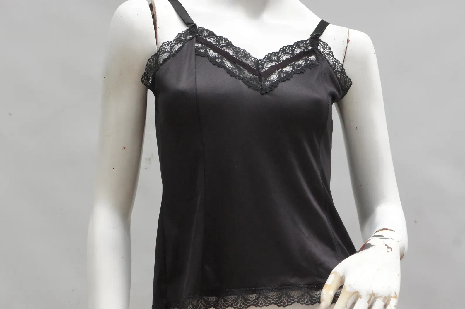 Vintage Black Lace Trim Nylon Slip Top Camisole Tank Lingerie Retro Goth