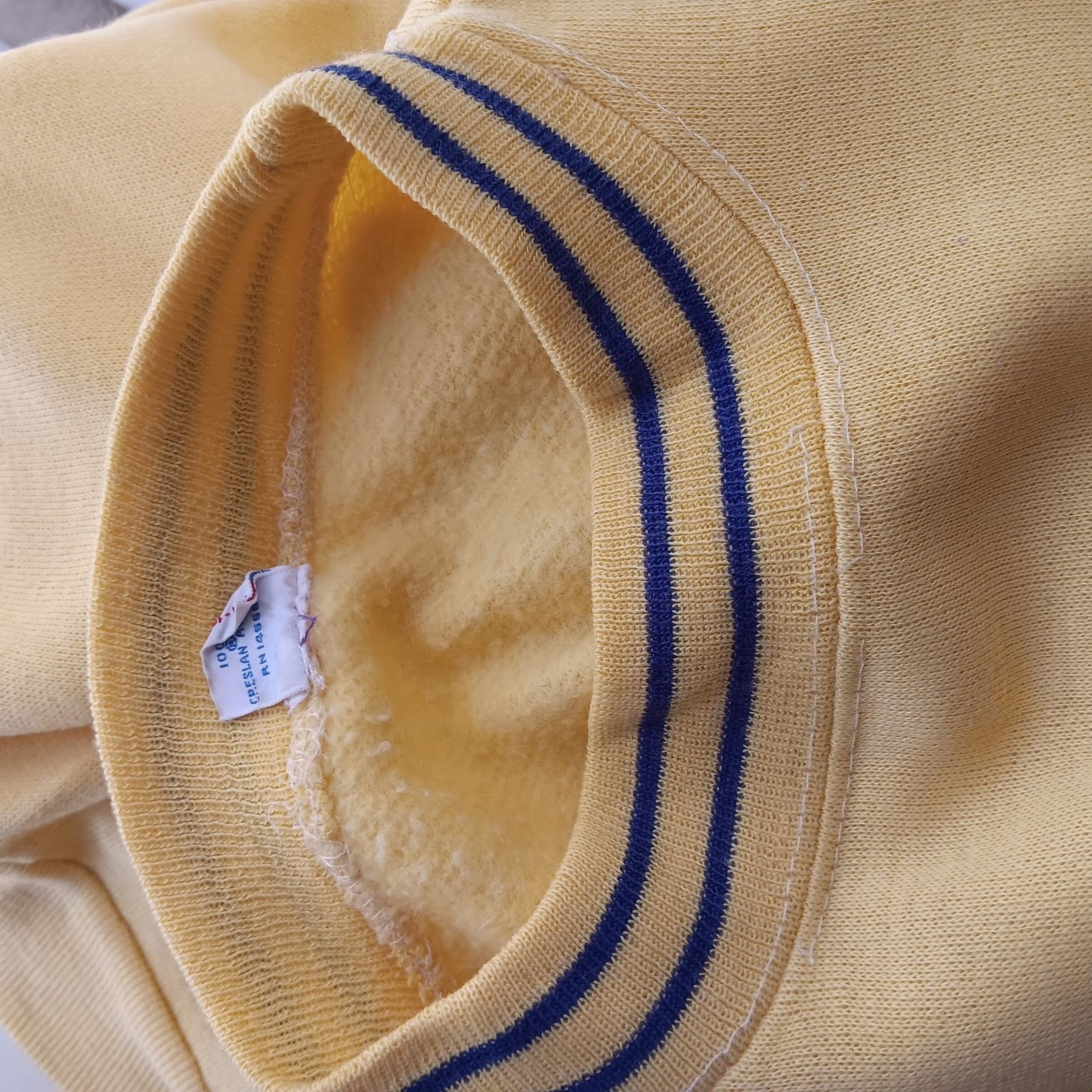 True Vintage Creslan Sweatshirt Medium Yellow Pullover Top Ringer Striped 1970s