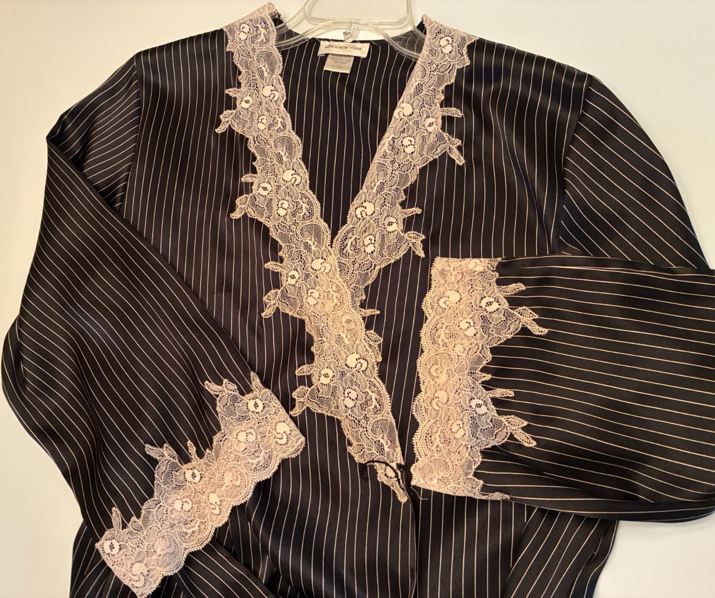 JONES NEW YORK Black PINSTRIPE ROBE Size XL PINK LACE Maxi French Maid Steampunk