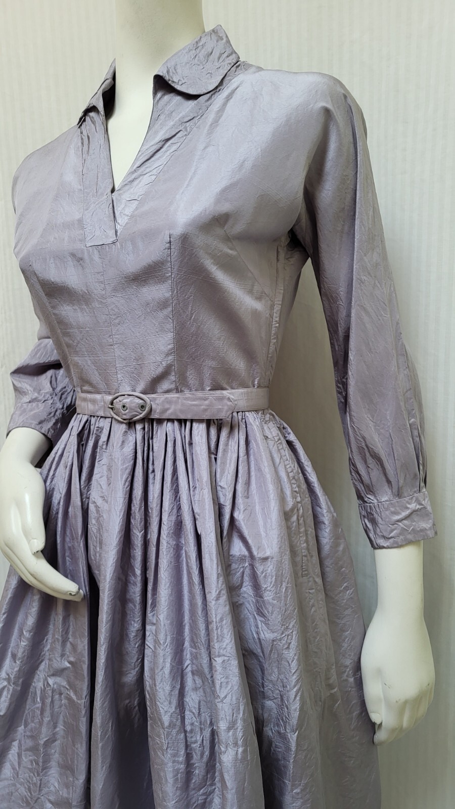 Vintage 1940/50s Pale Purple Silk Dupioni Dress with Belt – Size S