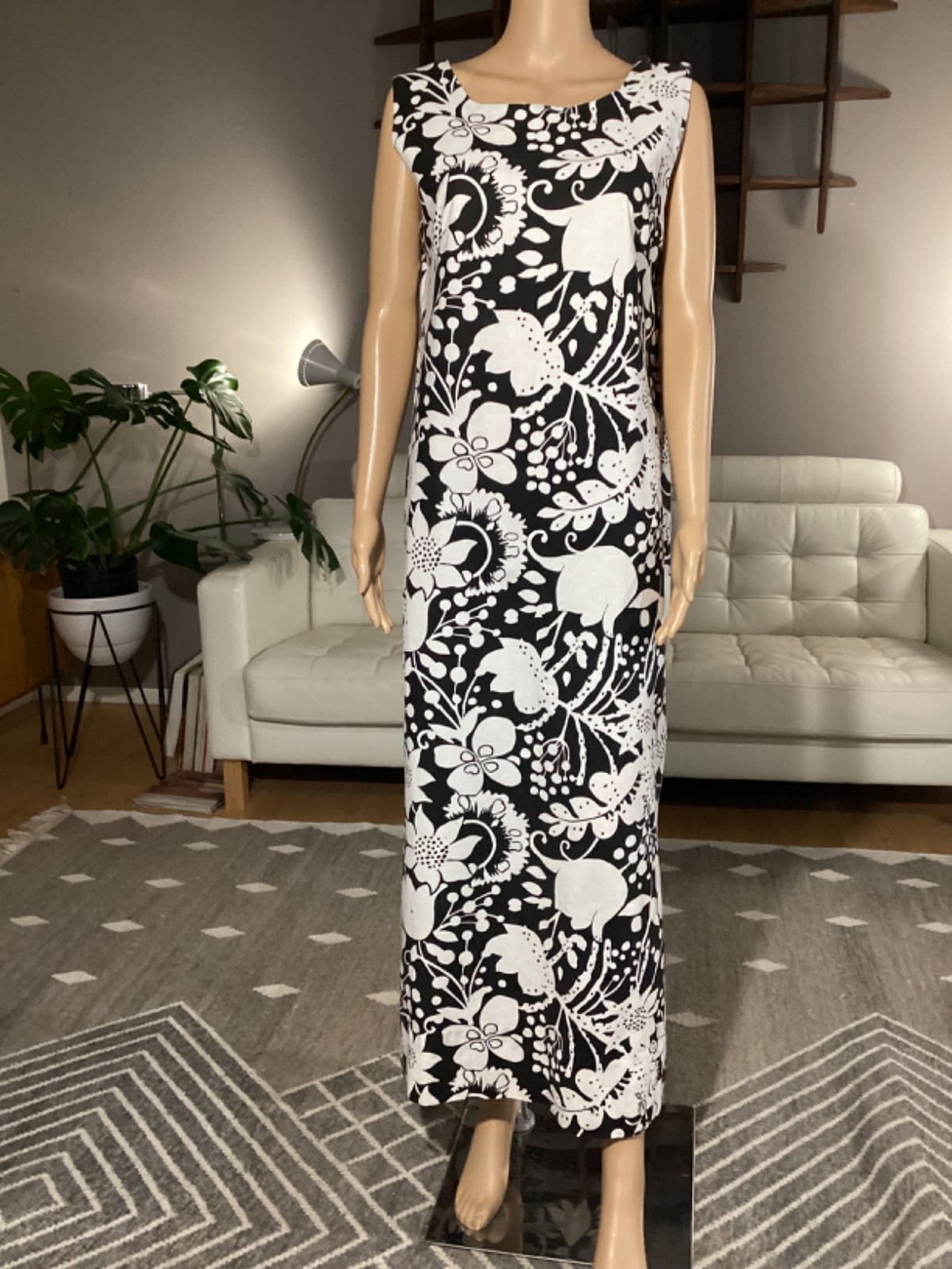 Vintage 1960s Black & White Floral Hawaiian Tiki Cotton Maxi Dress