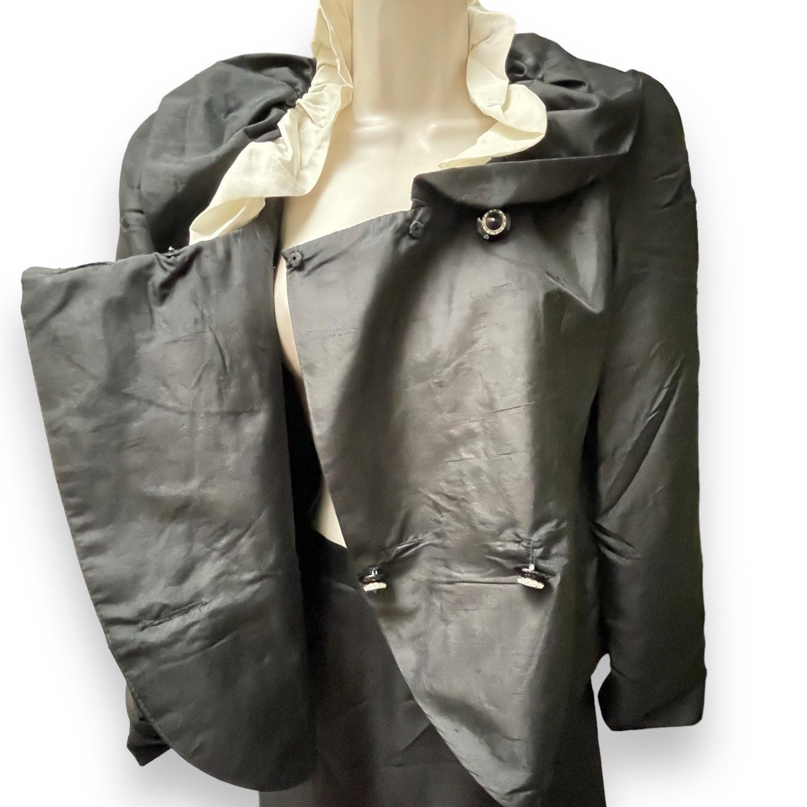 Silk Cocktail Skirt Suit Black & White Feminine Large Ruffle Collar 1990’s Y2K
