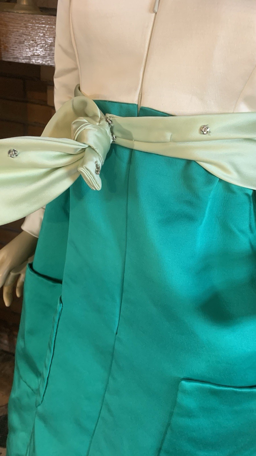 VINTAGE 1960’s GREEN & CREAM MOLLIE PARNES BOUTIQUE DRESS SZ APPX SM