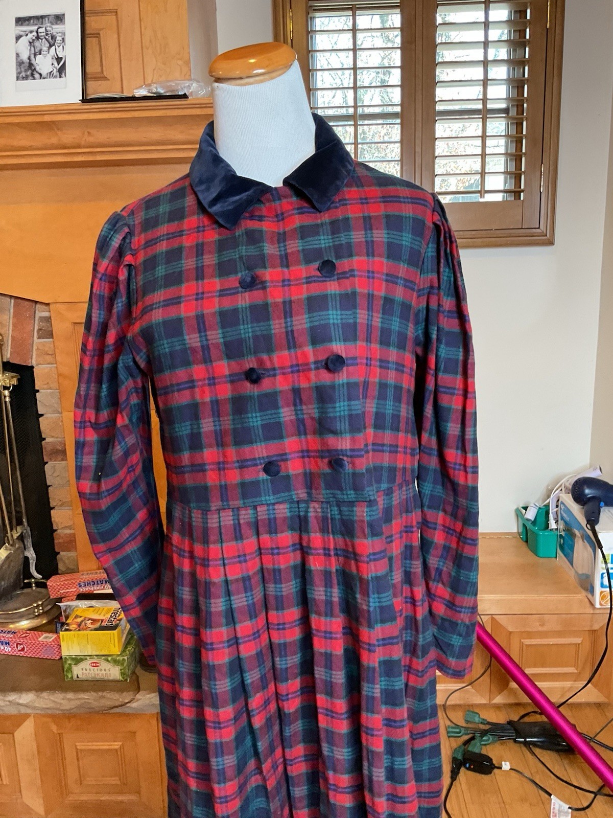Laura Ashley VTG Wool Tartan Plaid Dress Sz 12 Red Velvet Modest Darker Colored