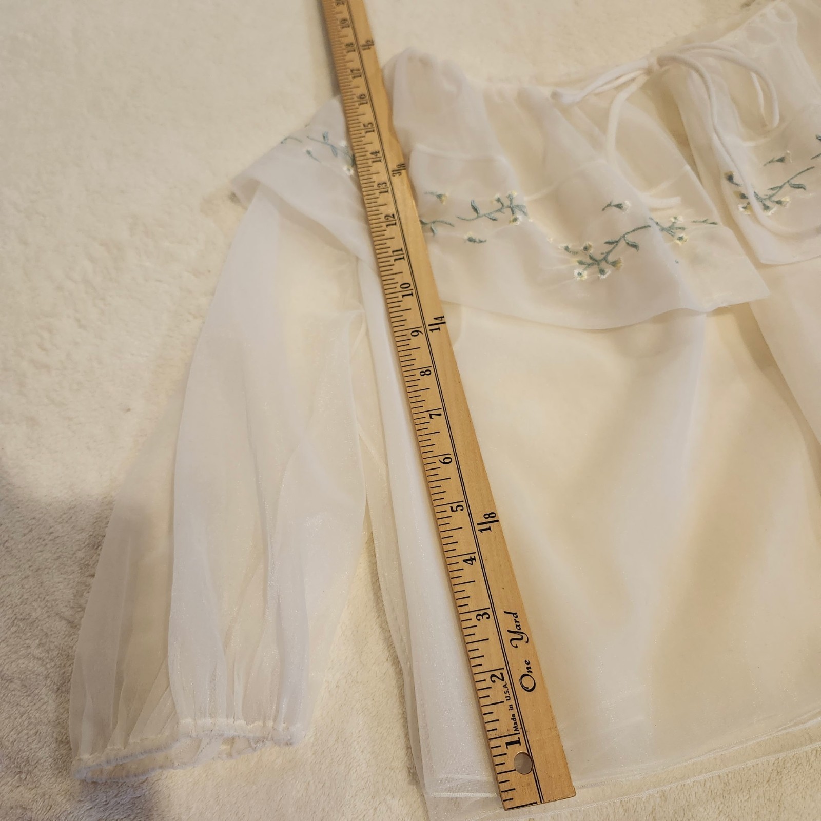 Vintage Vanity Fair Lingerie Bed Jacket Babydoll MED Shrug Embroidered USA