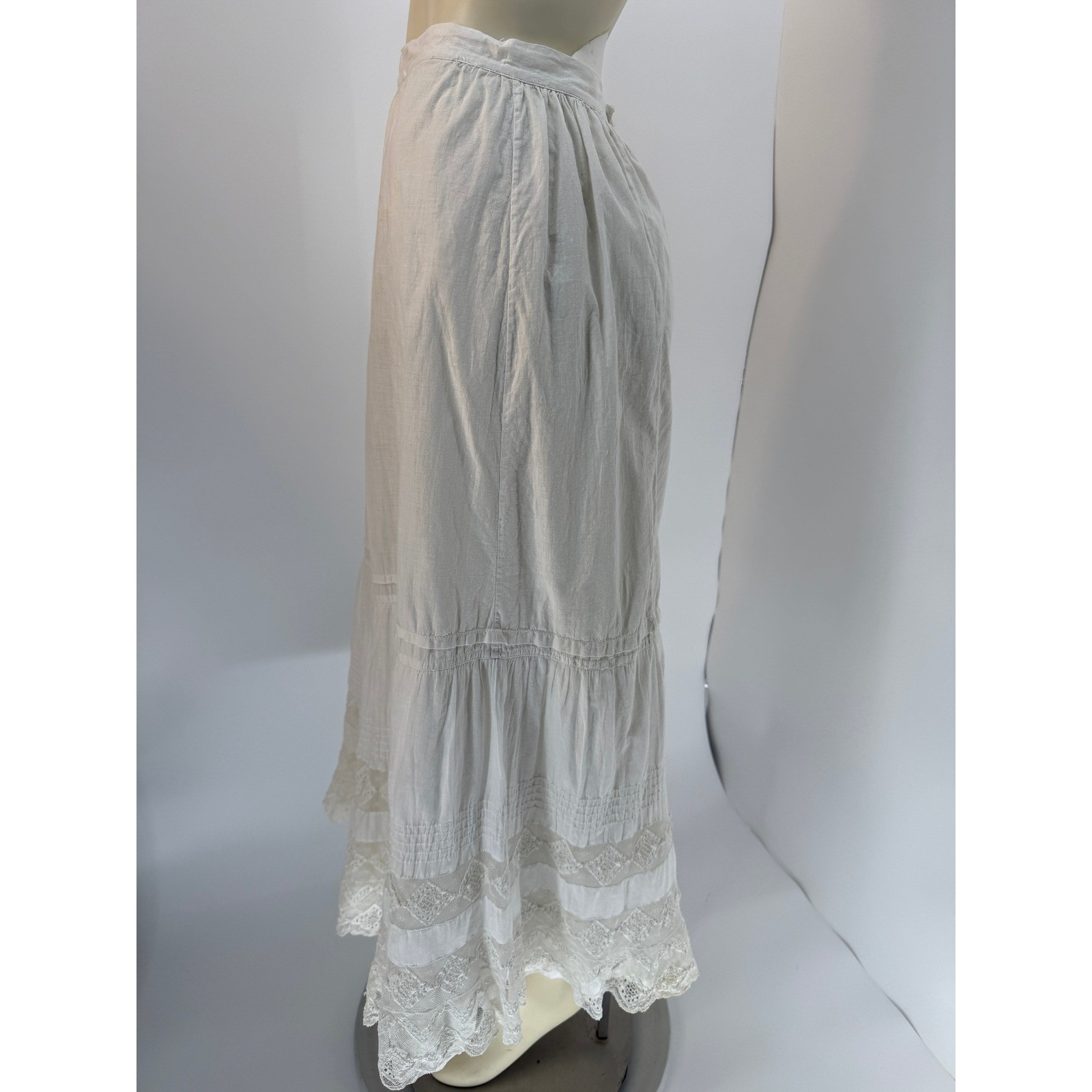 Antique Edwardian White Cotton Voile Petticoat Reticella Needle Lace 1880-1910